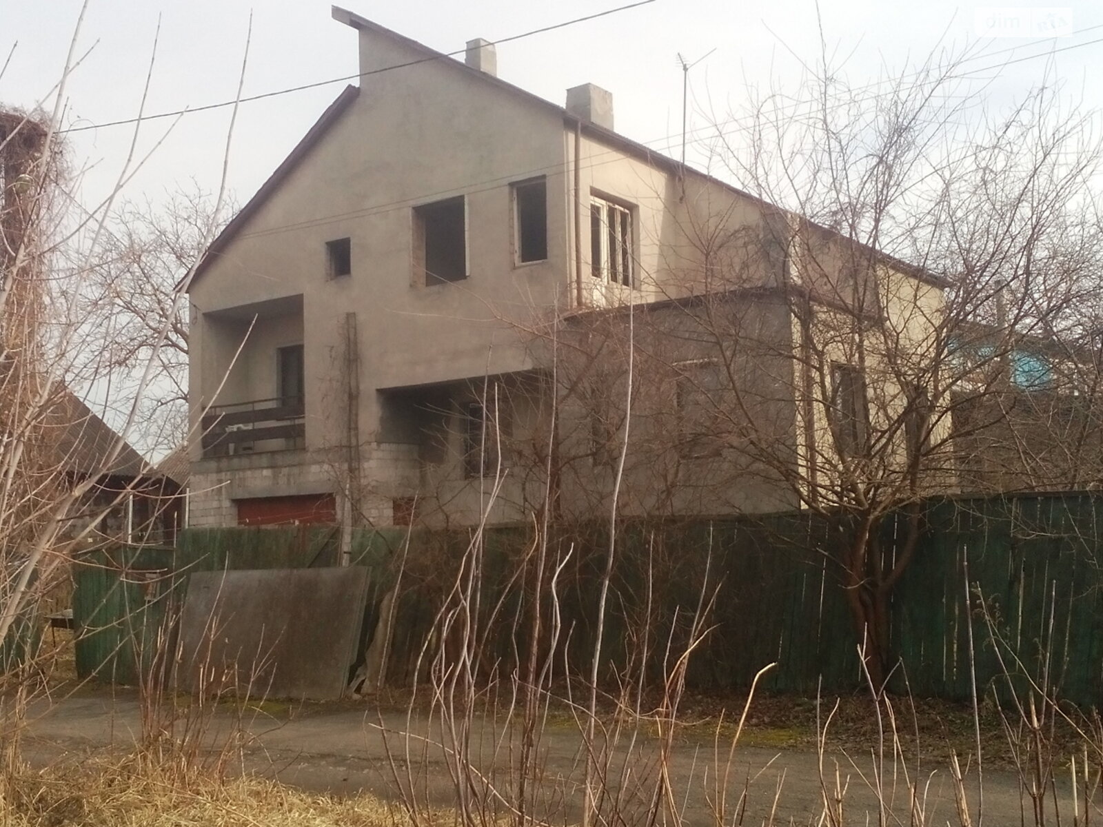 трехэтажный дом с балконом, 180 кв. м, кирпич. Продажа в Киеве район Голосеевский фото 1 трехэтажный дом с балконом, 180 кв. м, кирпич. Продажа в Киеве район Голосеевский фото 1