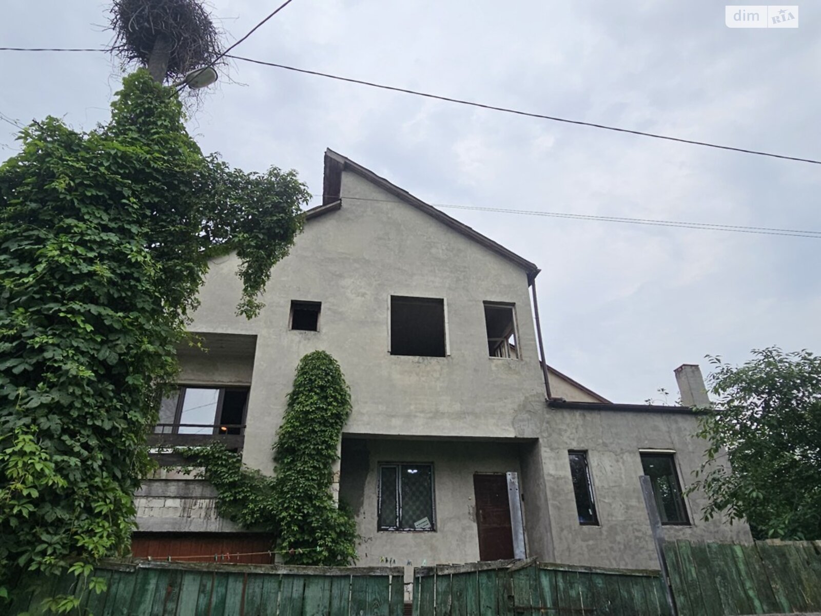 триповерховий будинок з балконом, 180 кв. м, кирпич. Продаж в Києві, район Голосіївський фото 1 триповерховий будинок з балконом, 180 кв. м, кирпич. Продаж в Києві, район Голосіївський фото 1