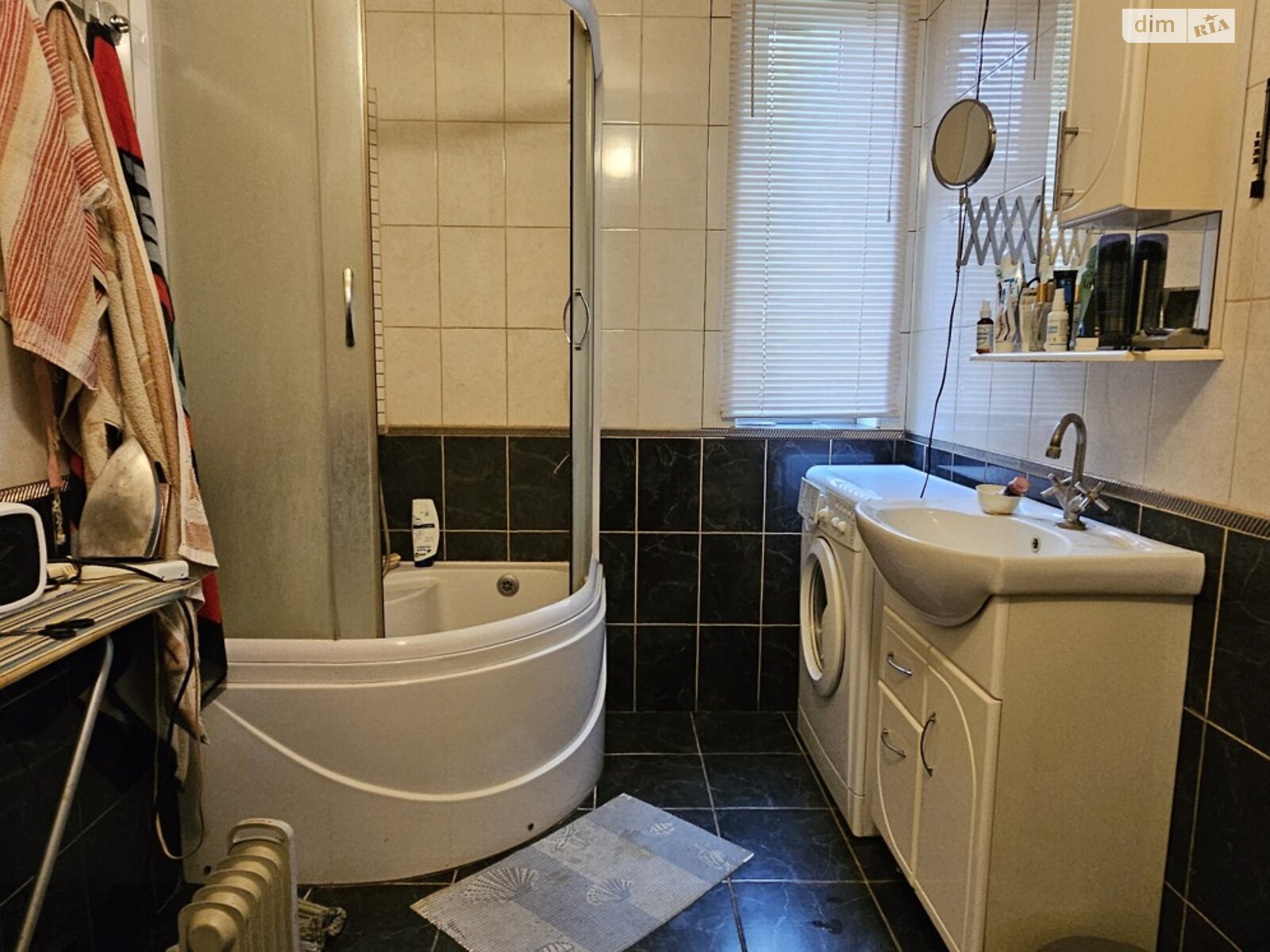 триповерховий будинок з балконом, 180 кв. м, кирпич. Продаж в Києві, район Голосіївський фото 1 триповерховий будинок з балконом, 180 кв. м, кирпич. Продаж в Києві, район Голосіївський фото 1