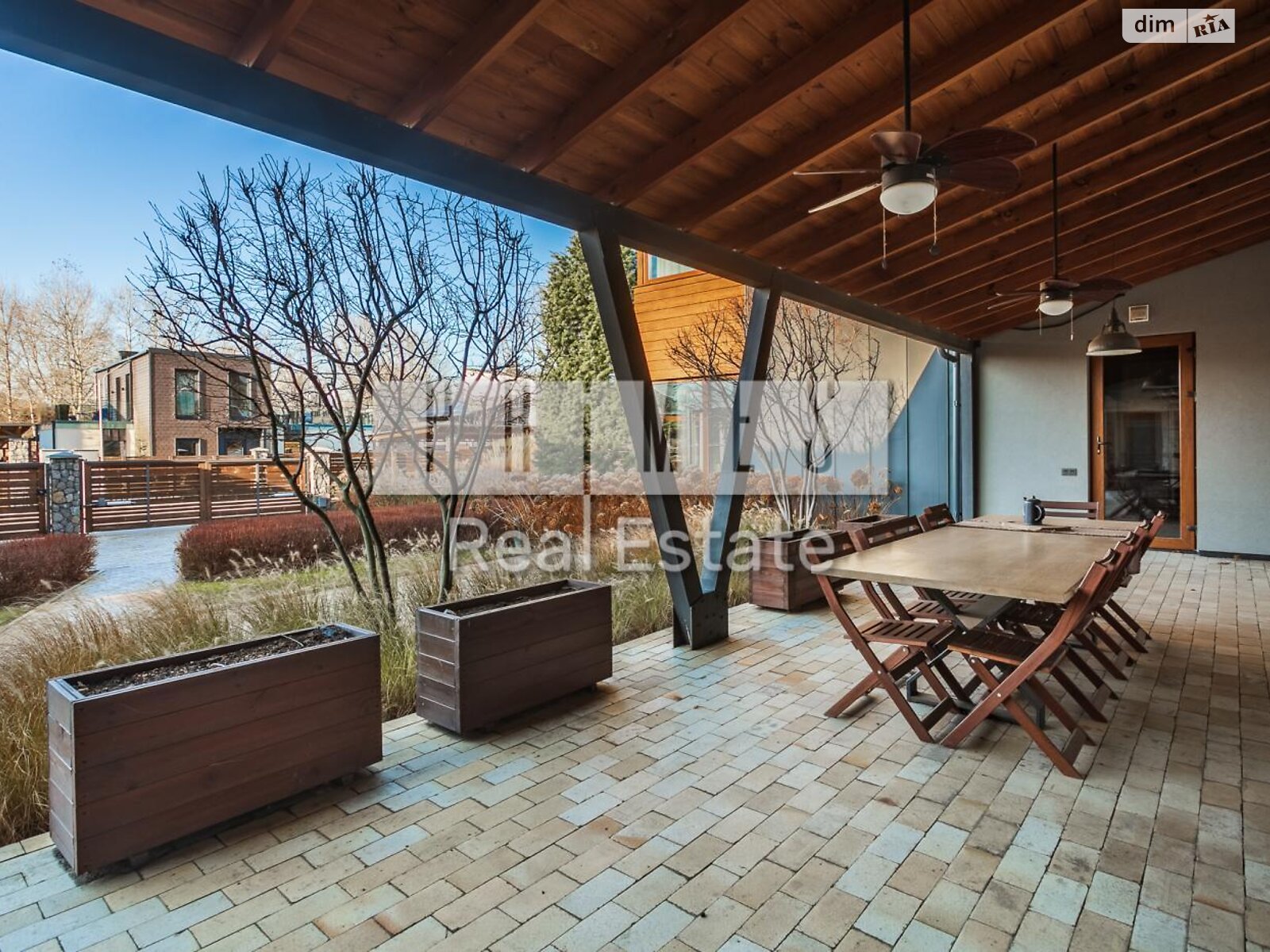 трехэтажный дом, 244 кв. м, кирпич. Продажа в Киеве район Голосеевский фото 1