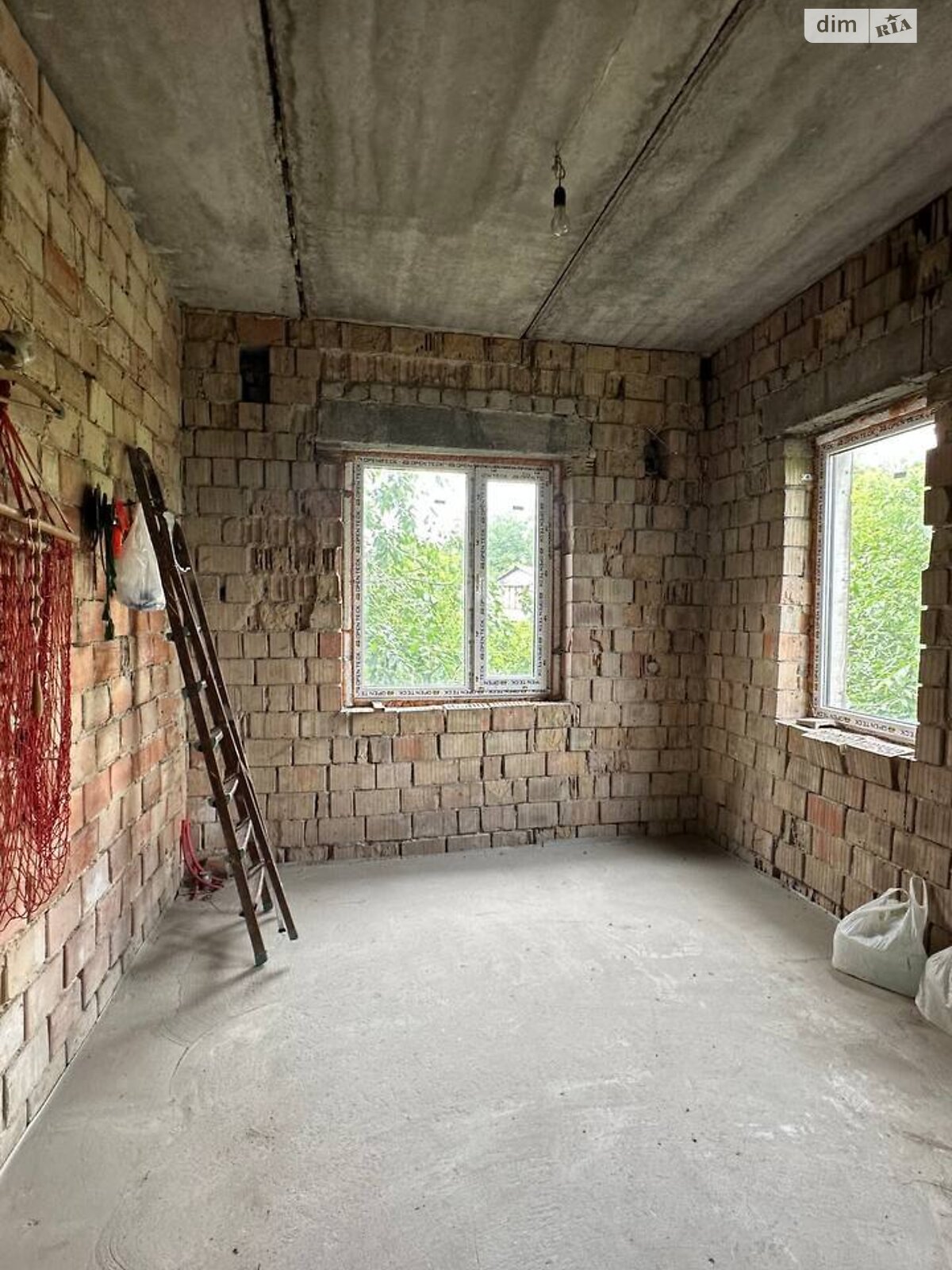 трехэтажный дом, 180 кв. м, кирпич. Продажа в Киеве район Голосеевский фото 1 трехэтажный дом, 180 кв. м, кирпич. Продажа в Киеве район Голосеевский фото 1