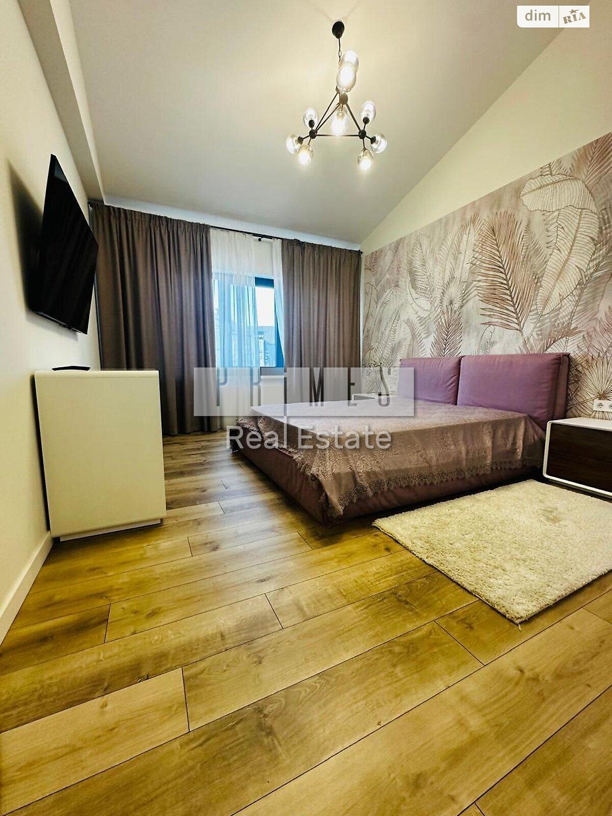 трехэтажный дом с балконом, 210 кв. м, кирпич. Продажа в Киеве район Голосеевский фото 1 трехэтажный дом с балконом, 210 кв. м, кирпич. Продажа в Киеве район Голосеевский фото 1