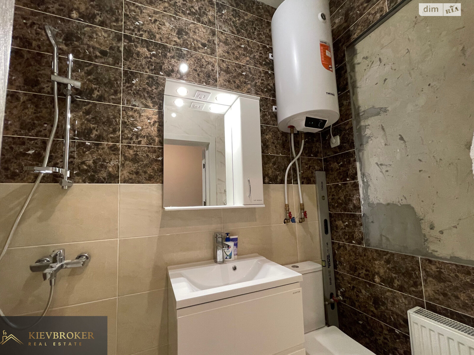 двухэтажный дом, 162 кв. м, газобетон. Продажа в Киеве район Голосеевский фото 1 двухэтажный дом, 162 кв. м, газобетон. Продажа в Киеве район Голосеевский фото 1