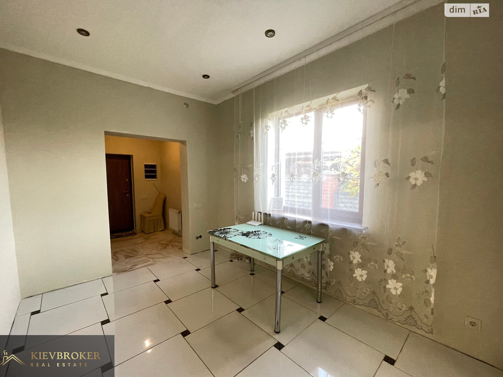 двухэтажный дом, 162 кв. м, газобетон. Продажа в Киеве район Голосеевский фото 1 двухэтажный дом, 162 кв. м, газобетон. Продажа в Киеве район Голосеевский фото 1