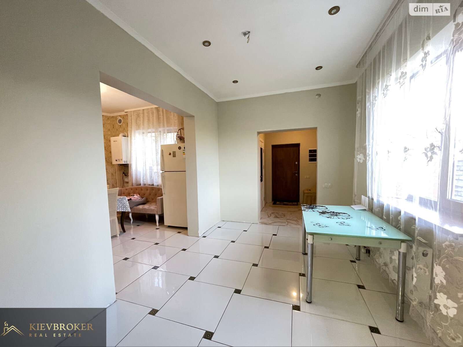 двухэтажный дом, 162 кв. м, газобетон. Продажа в Киеве район Голосеевский фото 1 двухэтажный дом, 162 кв. м, газобетон. Продажа в Киеве район Голосеевский фото 1