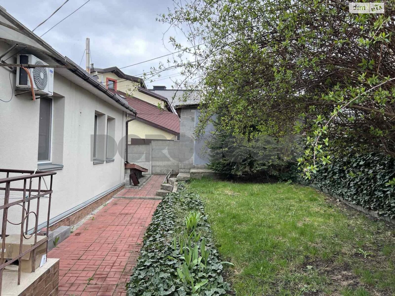 двухэтажный дом, 200.5 кв. м, кирпич. Продажа в Киеве район Голосеевский фото 1 двухэтажный дом, 200.5 кв. м, кирпич. Продажа в Киеве район Голосеевский фото 1