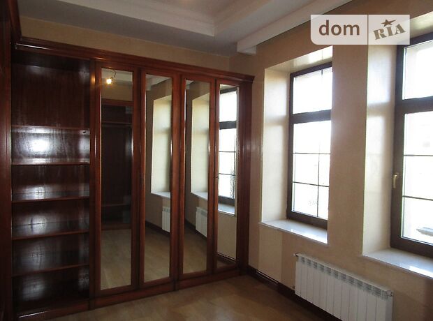 триповерховий будинок з каміном, 760 кв. м, цегла. Продаж в Києві, район Голосіївський фото 1 триповерховий будинок з каміном, 760 кв. м, цегла. Продаж в Києві, район Голосіївський фото 1