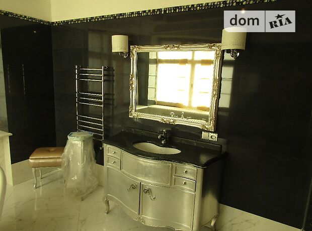 триповерховий будинок з каміном, 760 кв. м, цегла. Продаж в Києві, район Голосіївський фото 1 триповерховий будинок з каміном, 760 кв. м, цегла. Продаж в Києві, район Голосіївський фото 1