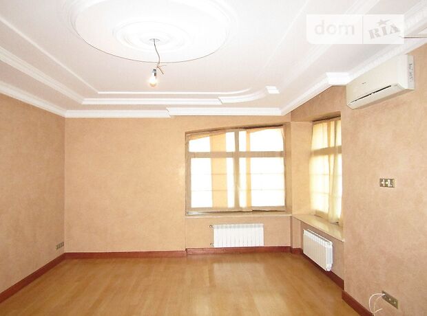 триповерховий будинок з каміном, 760 кв. м, цегла. Продаж в Києві, район Голосіївський фото 1 триповерховий будинок з каміном, 760 кв. м, цегла. Продаж в Києві, район Голосіївський фото 1
