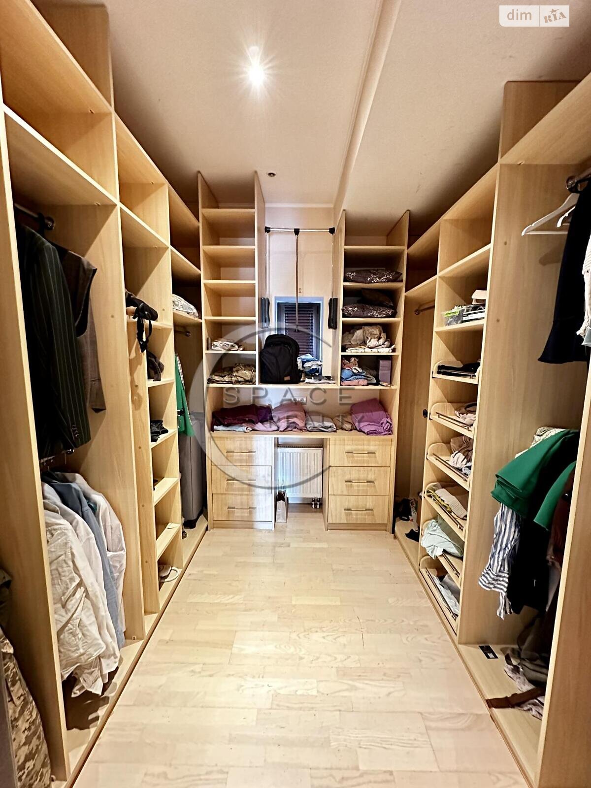 двухэтажный дом с гаражом, 321.4 кв. м, кирпич. Продажа в Киеве район Голосеевский фото 1 двухэтажный дом с гаражом, 321.4 кв. м, кирпич. Продажа в Киеве район Голосеевский фото 1