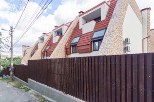 трехэтажный таунхаус с цокольным этажом, 204 кв. м, кирпич. Продажа в Киеве район Ширма фото 2