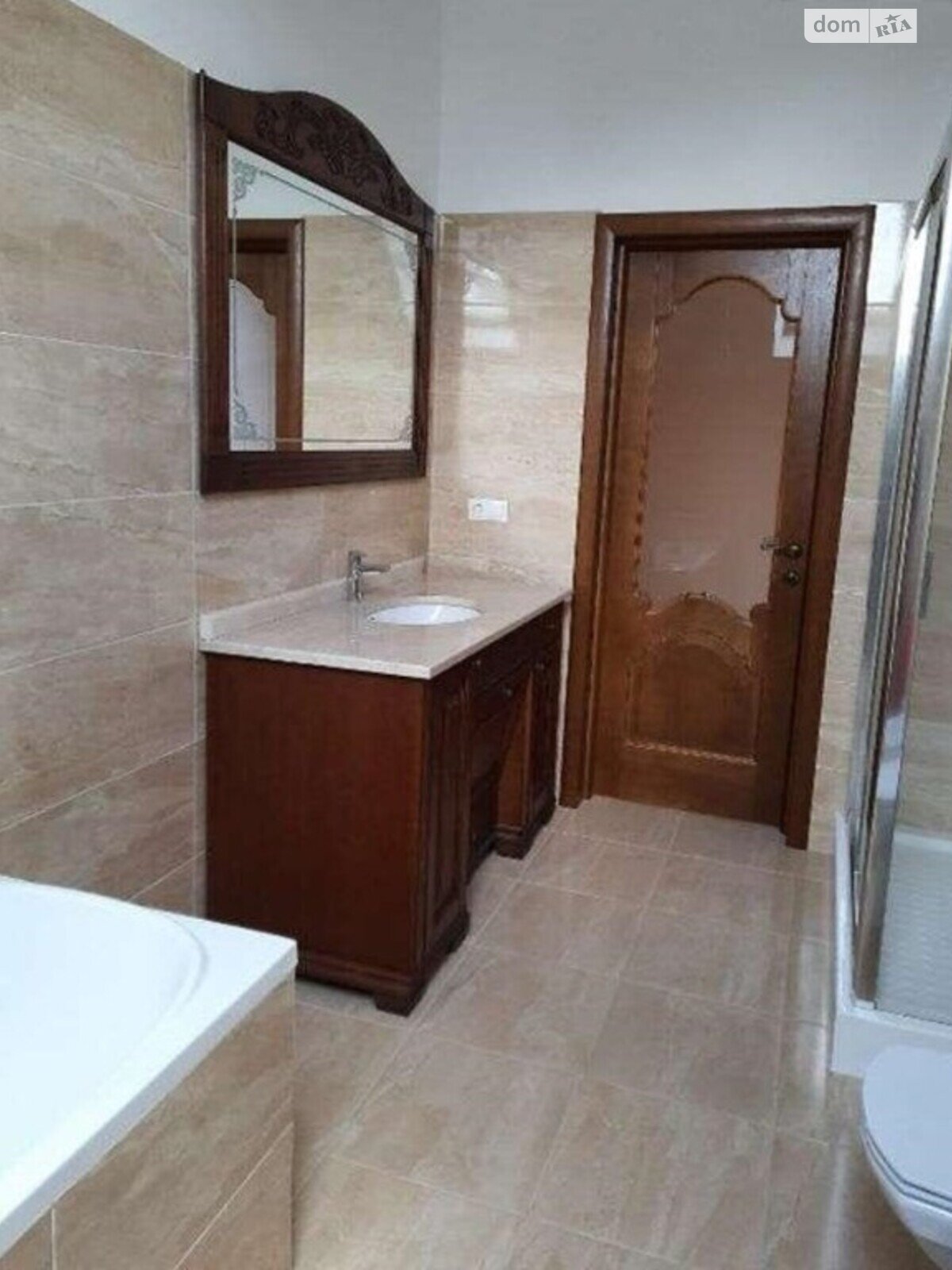 двухэтажный дом, 203 кв. м, кирпич. Продажа в Киеве район Голосеевский фото 1