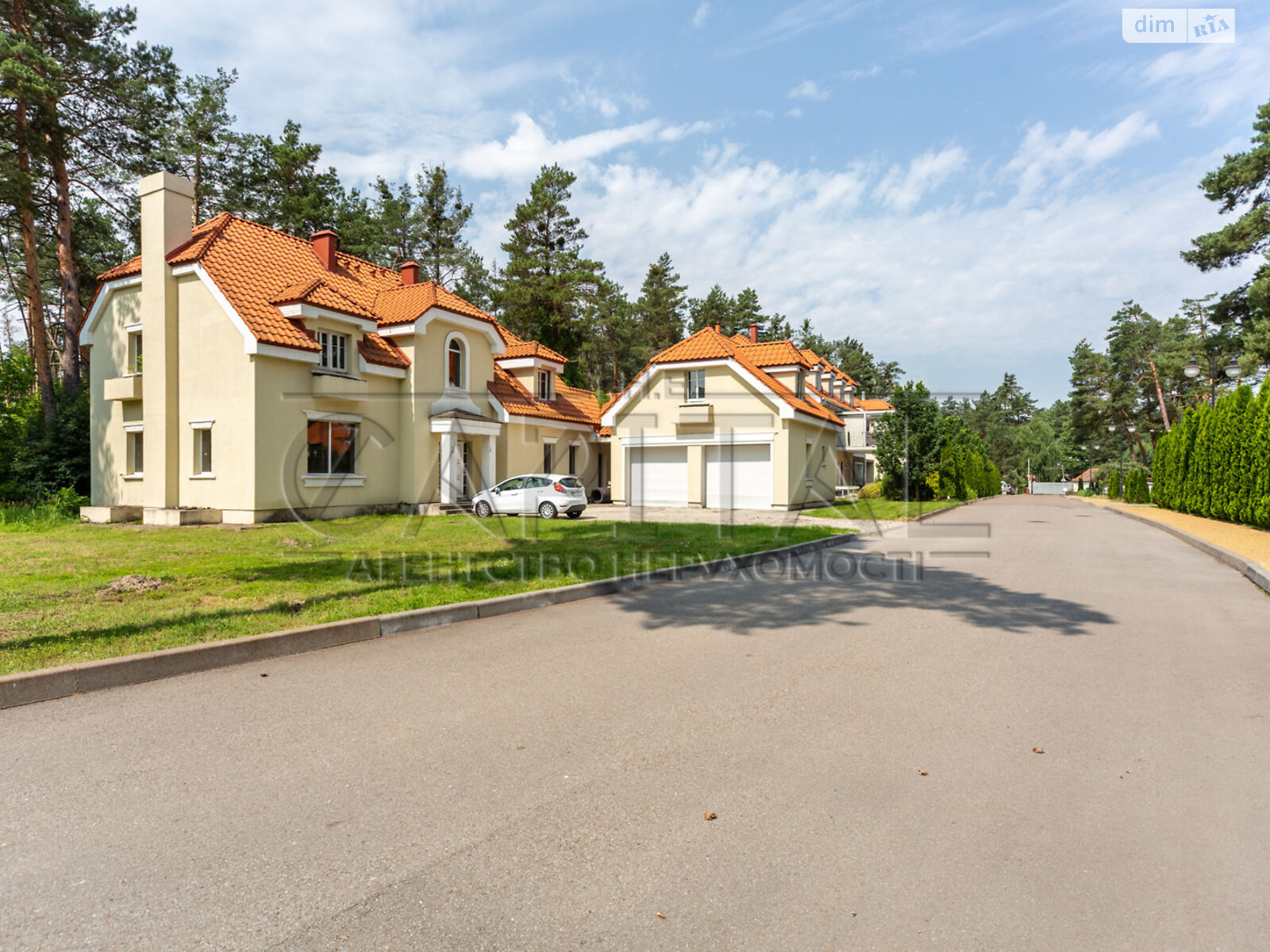 двоповерховий будинок з гаражем, 502 кв. м, цегла. Продаж в Києві, район Голосіївський фото 1 двоповерховий будинок з гаражем, 502 кв. м, цегла. Продаж в Києві, район Голосіївський фото 1