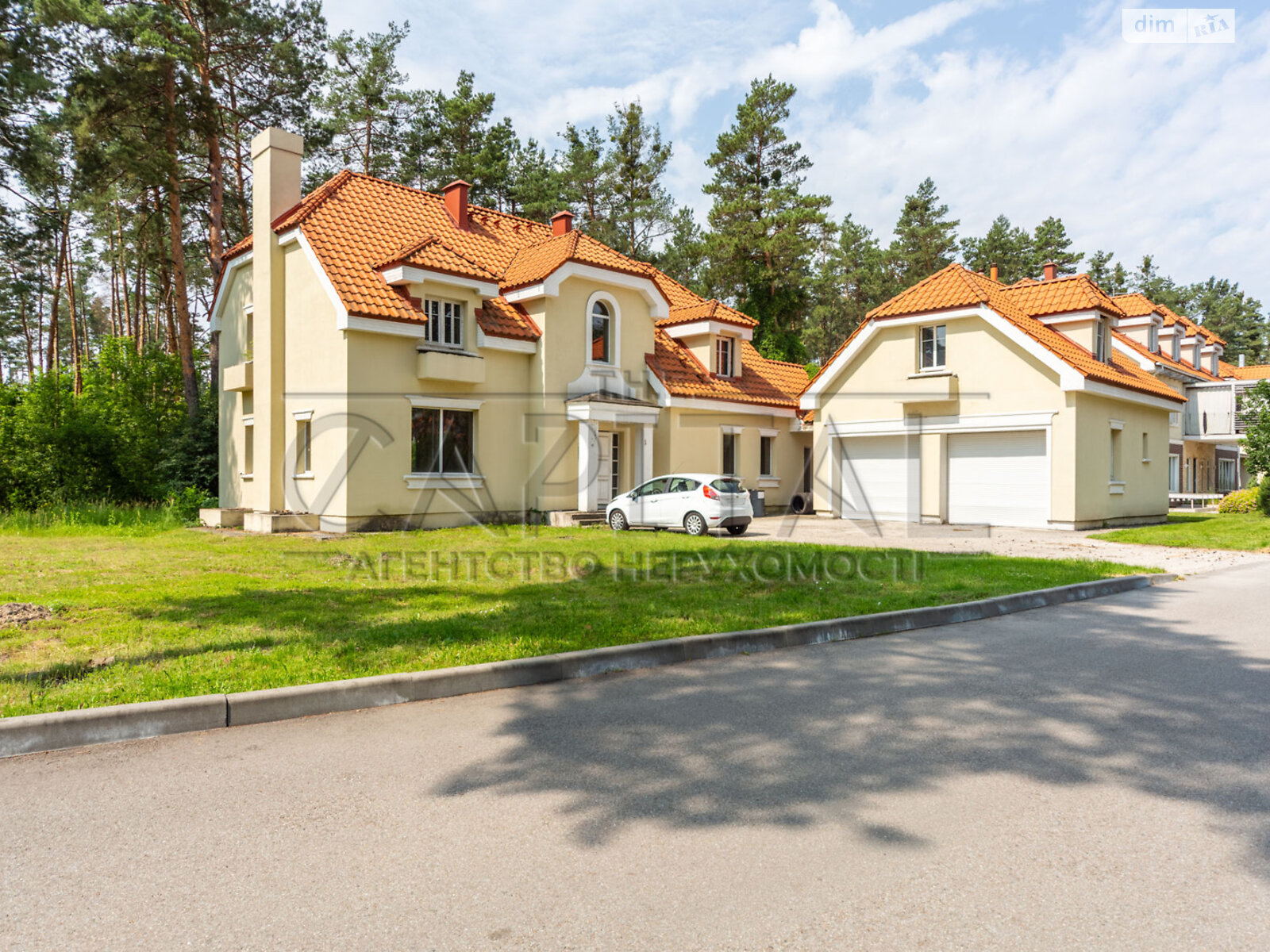 двоповерховий будинок з гаражем, 502 кв. м, цегла. Продаж в Києві, район Голосіївський фото 1 двоповерховий будинок з гаражем, 502 кв. м, цегла. Продаж в Києві, район Голосіївський фото 1