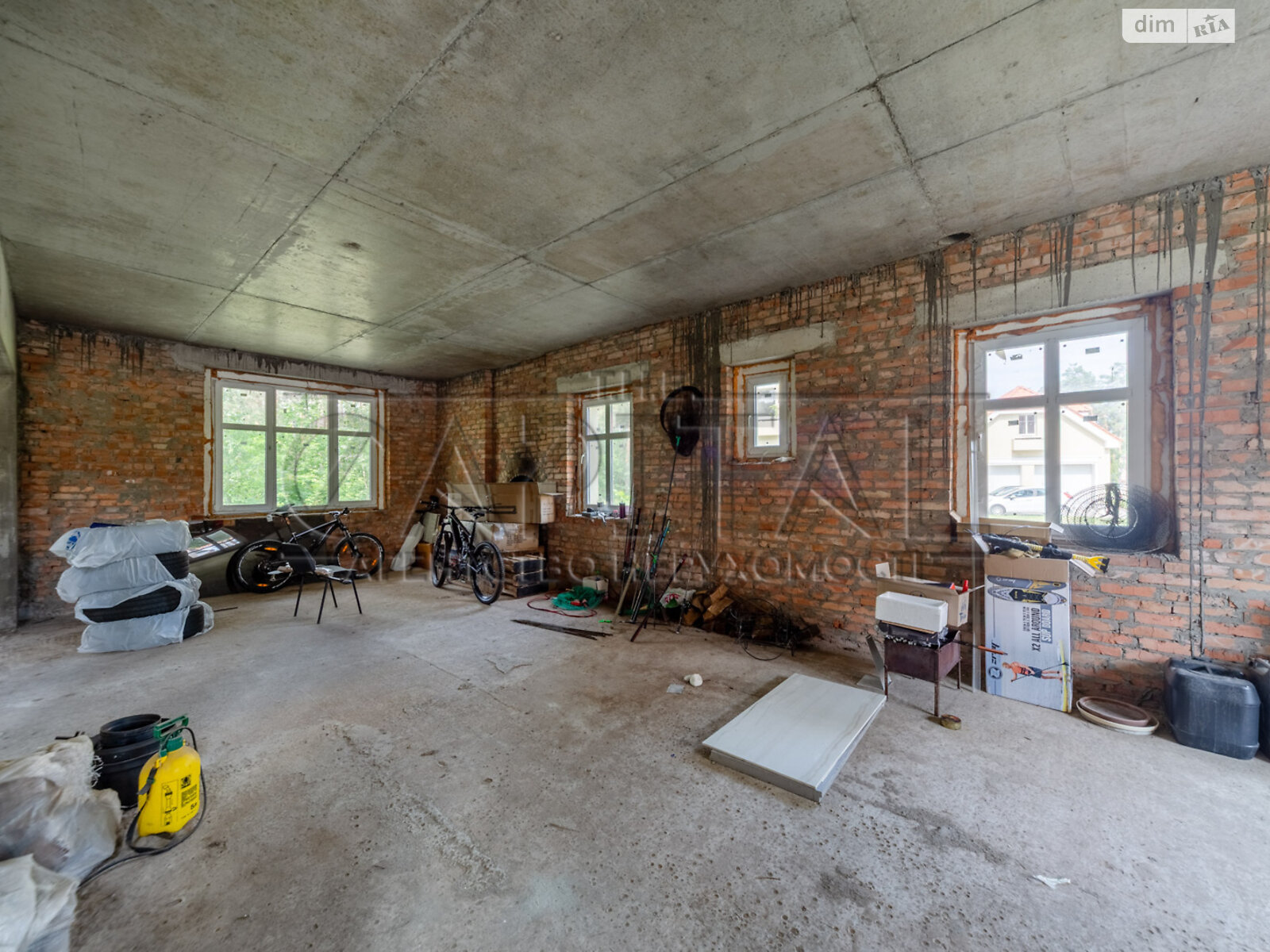 двухэтажный дом с гаражом, 649.7 кв. м, кирпич. Продажа в Киеве район Голосеевский фото 1 двухэтажный дом с гаражом, 649.7 кв. м, кирпич. Продажа в Киеве район Голосеевский фото 1