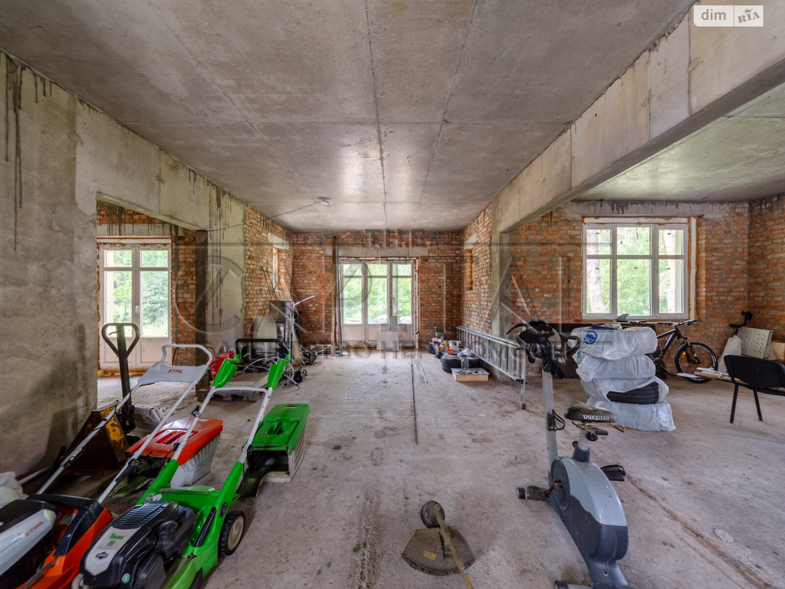 двухэтажный дом с гаражом, 649.7 кв. м, кирпич. Продажа в Киеве район Голосеевский фото 1 двухэтажный дом с гаражом, 649.7 кв. м, кирпич. Продажа в Киеве район Голосеевский фото 1