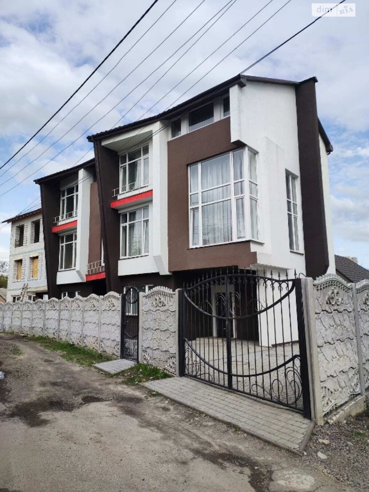 трехэтажный дом, 455 кв. м, кирпич. Продажа в Киеве район Голосеевский фото 1