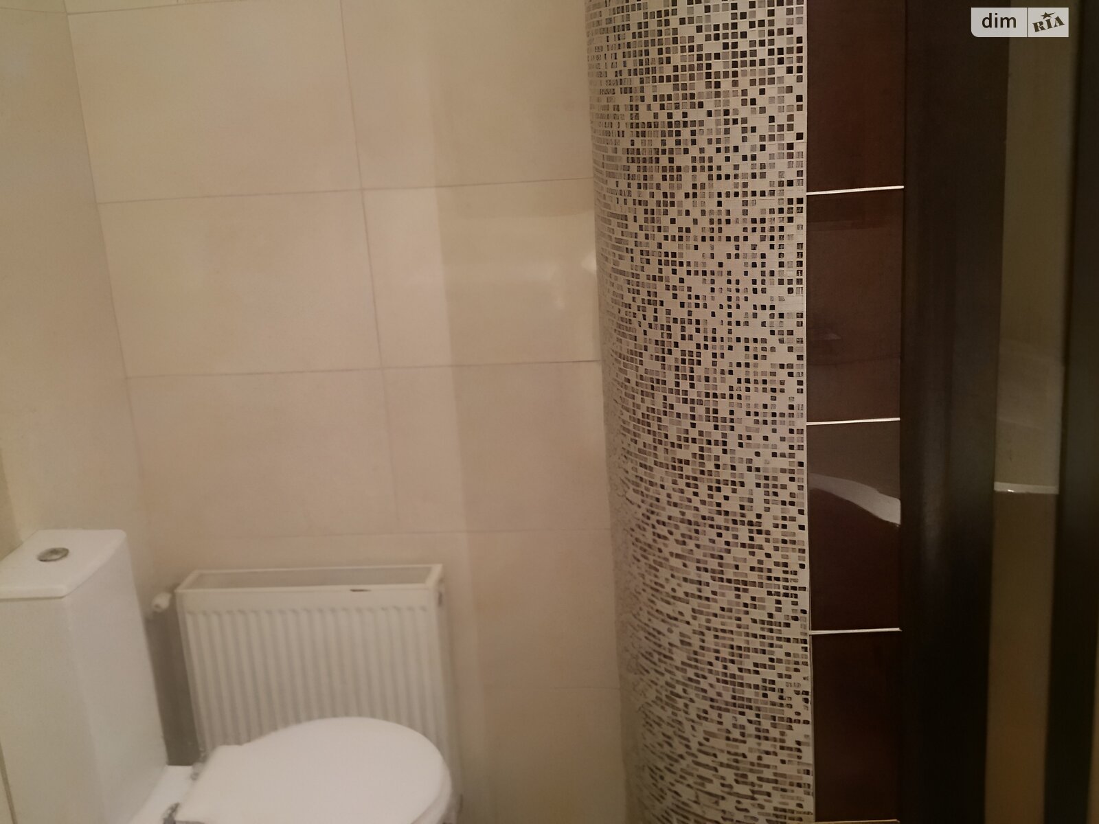 двухэтажный дом с отоплением, 280 кв. м, кирпич. Продажа в Киеве район Голосеевский фото 1 двухэтажный дом с отоплением, 280 кв. м, кирпич. Продажа в Киеве район Голосеевский фото 1