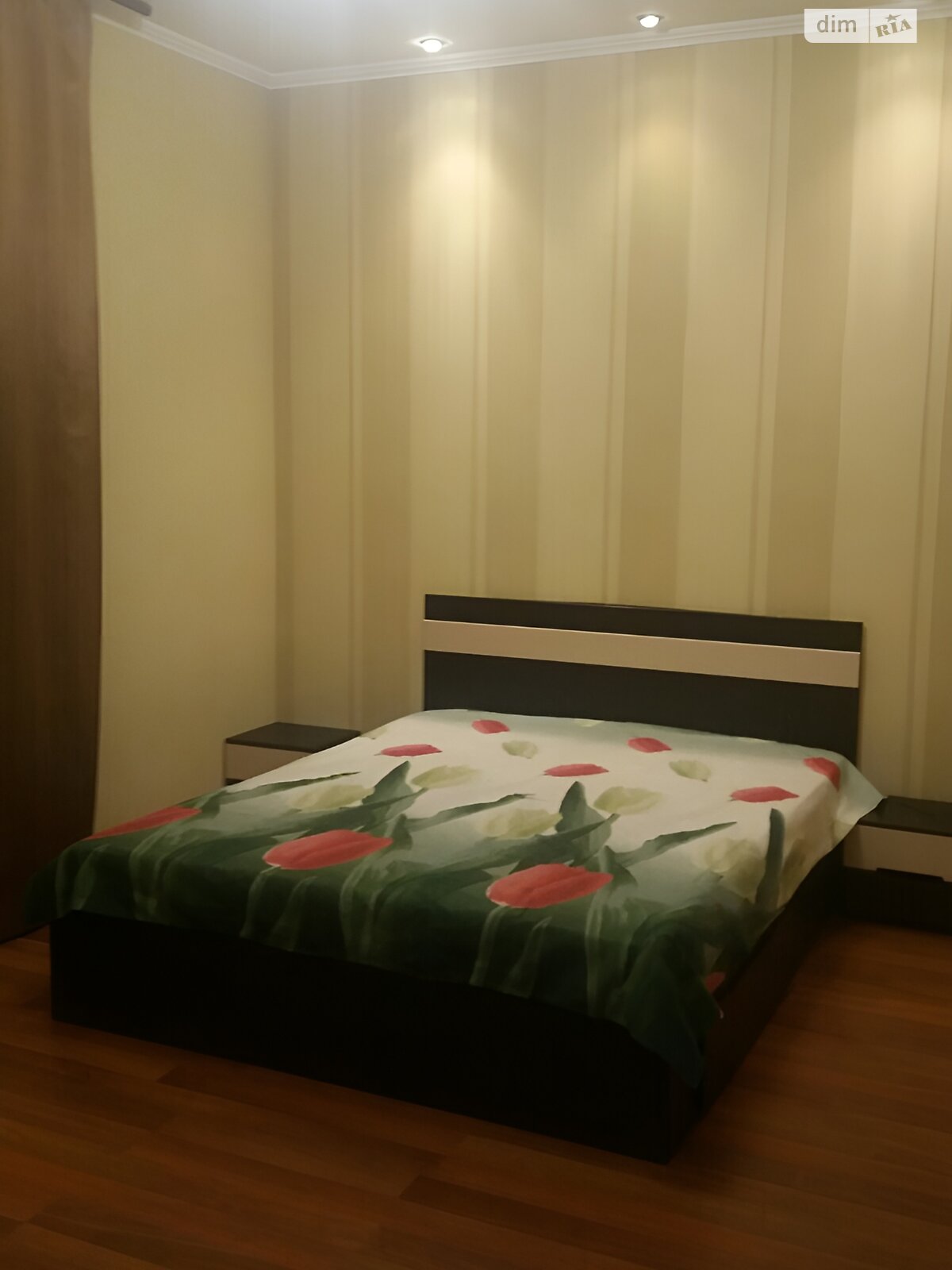 двухэтажный дом с отоплением, 280 кв. м, кирпич. Продажа в Киеве район Голосеевский фото 1 двухэтажный дом с отоплением, 280 кв. м, кирпич. Продажа в Киеве район Голосеевский фото 1