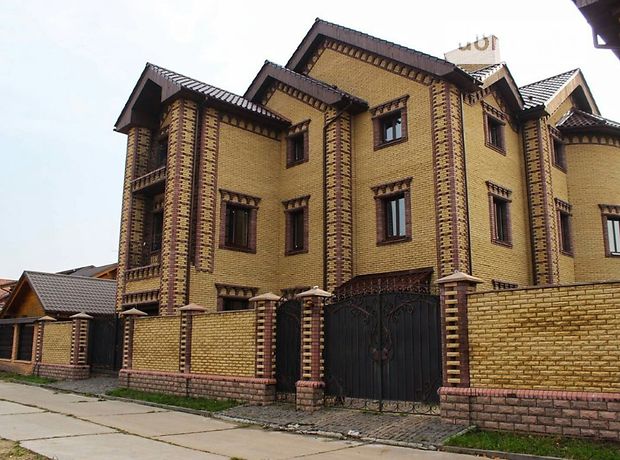 трехэтажный дом с камином, 653 кв. м, кирпич. Продажа в Киеве район Голосеевский фото 1 трехэтажный дом с камином, 653 кв. м, кирпич. Продажа в Киеве район Голосеевский фото 1