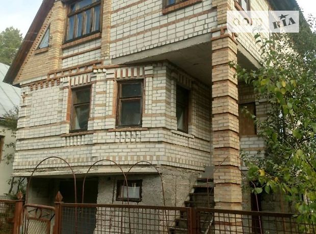 трехэтажный дом с садом, 135 кв. м, кирпич. Продажа в Киеве район Голосеевский фото 1 трехэтажный дом с садом, 135 кв. м, кирпич. Продажа в Киеве район Голосеевский фото 1