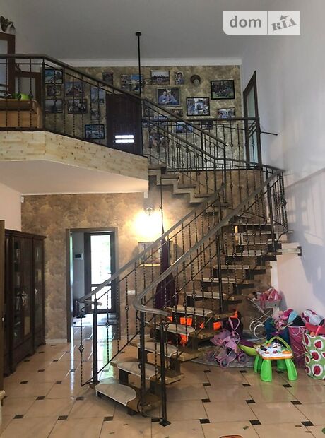 триповерховий будинок з каміном, 274 кв. м, цегла. Продаж в Києві, район Голосіївський фото 1 триповерховий будинок з каміном, 274 кв. м, цегла. Продаж в Києві, район Голосіївський фото 1