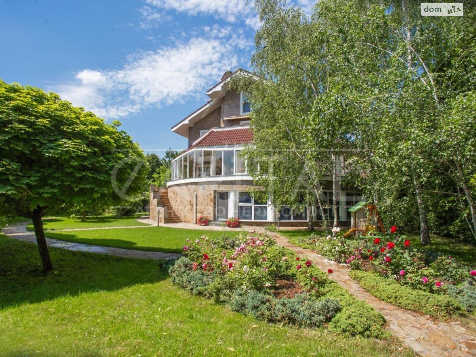 триповерховий будинок, 700 кв. м, цегла. Продаж в Києві, район Голосіївський фото 1 триповерховий будинок, 700 кв. м, цегла. Продаж в Києві, район Голосіївський фото 1