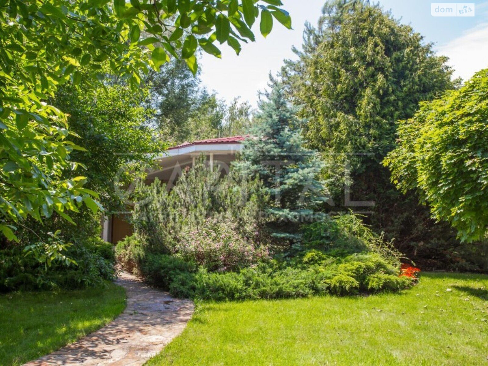 триповерховий будинок, 700 кв. м, цегла. Продаж в Києві, район Голосіївський фото 1 триповерховий будинок, 700 кв. м, цегла. Продаж в Києві, район Голосіївський фото 1