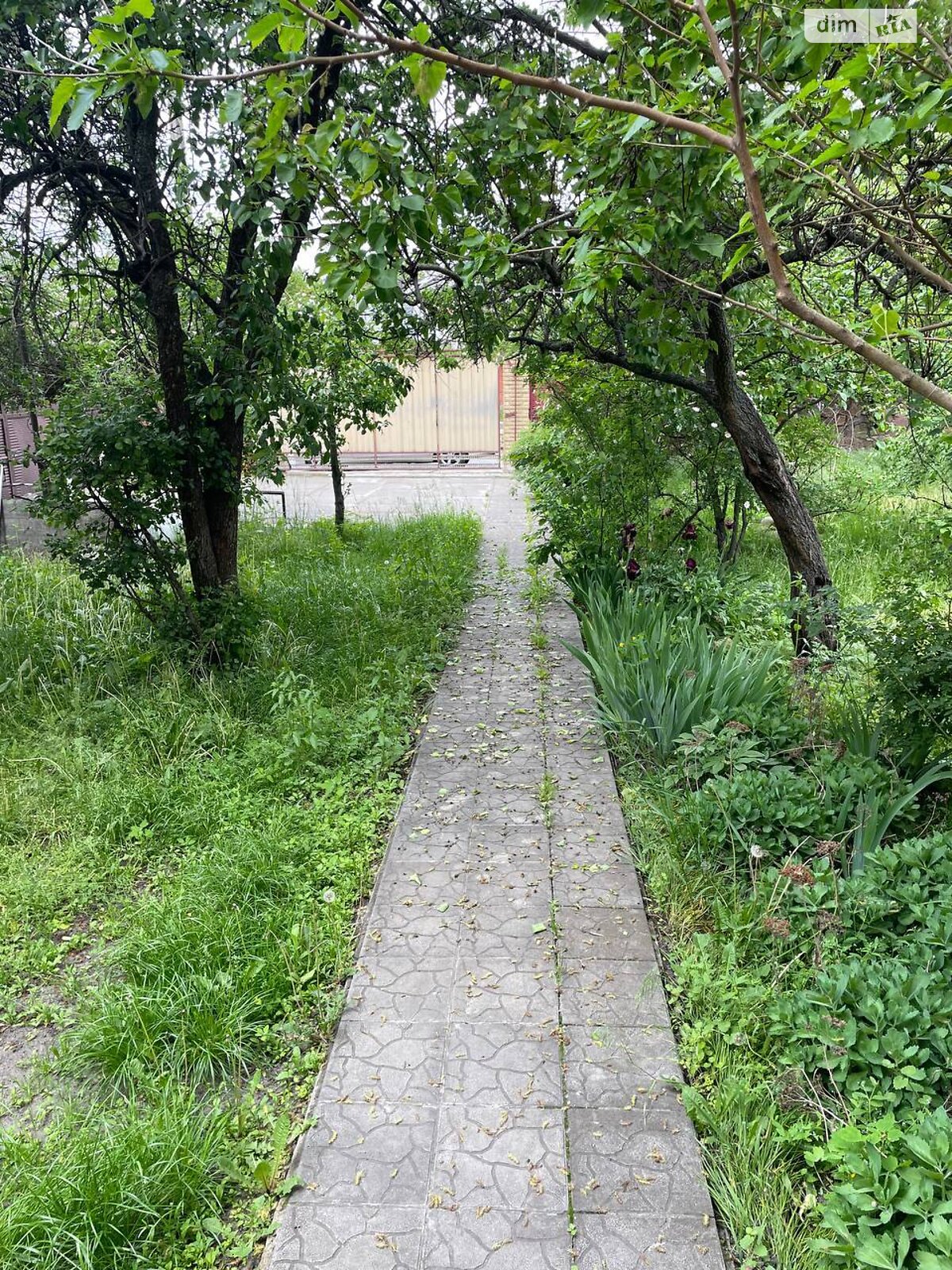 трехэтажный дом с балконом, 291.9 кв. м, кирпич. Продажа в Киеве район Харьковский Массив фото 1 трехэтажный дом с балконом, 291.9 кв. м, кирпич. Продажа в Киеве район Харьковский Массив фото 1