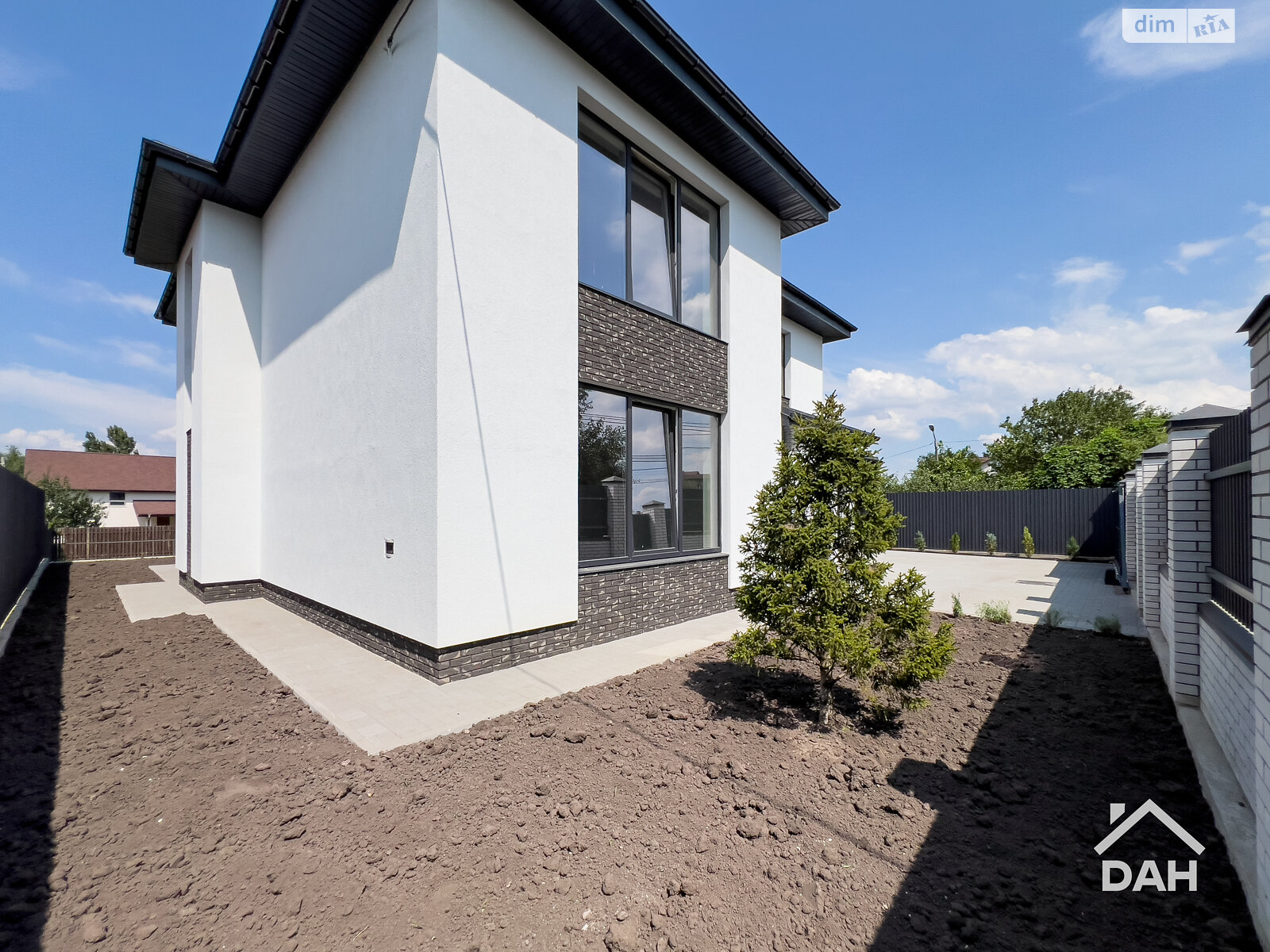 двоповерховий будинок, 290 кв. м, керамічний блок. Продаж в Києві, район Жуляни фото 1 двоповерховий будинок, 290 кв. м, керамічний блок. Продаж в Києві, район Жуляни фото 1