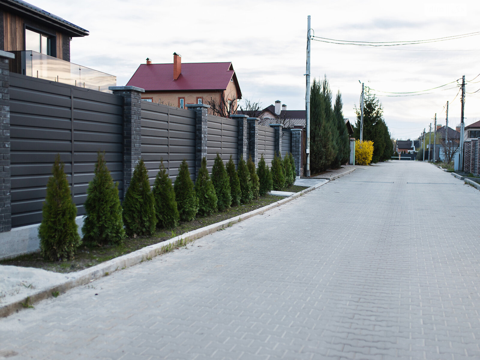 двоповерховий будинок з опаленням, 200 кв. м, цегла. Продаж в Києві, район Жуляни фото 1 двоповерховий будинок з опаленням, 200 кв. м, цегла. Продаж в Києві, район Жуляни фото 1