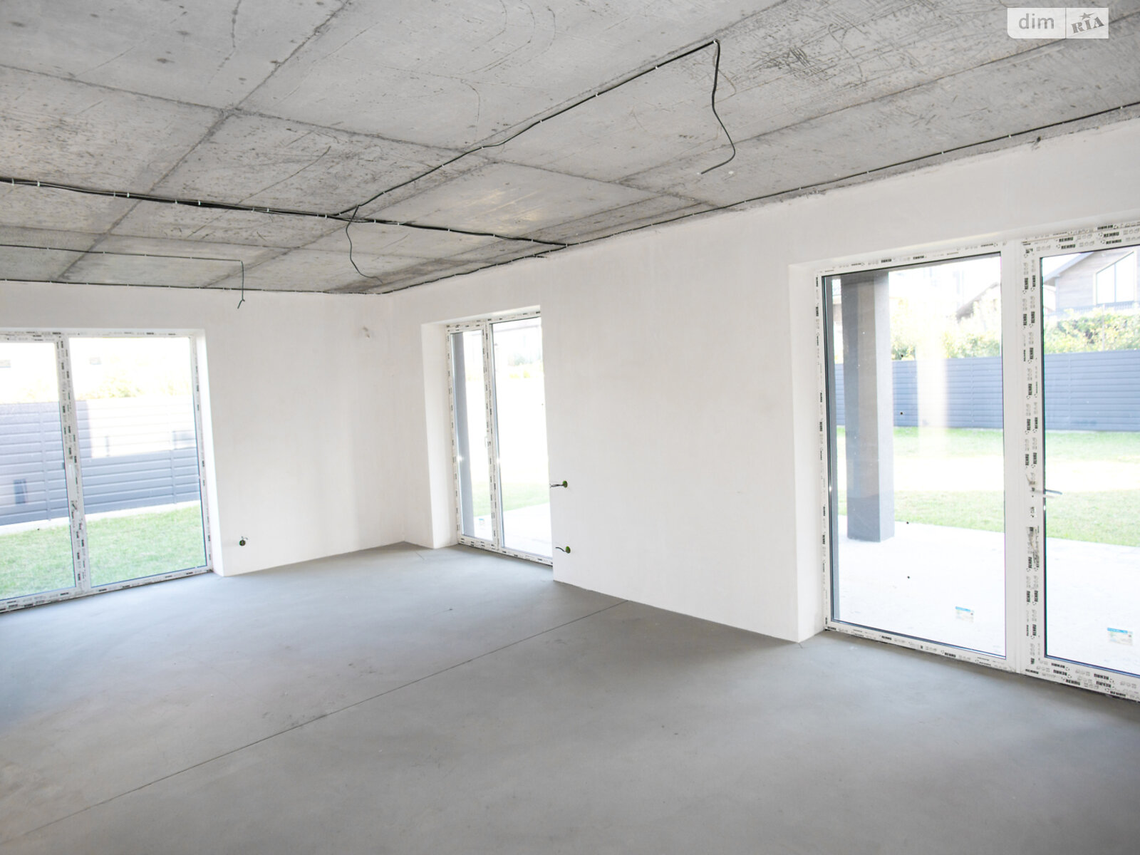 двоповерховий будинок з опаленням, 200 кв. м, цегла. Продаж в Києві, район Жуляни фото 1 двоповерховий будинок з опаленням, 200 кв. м, цегла. Продаж в Києві, район Жуляни фото 1