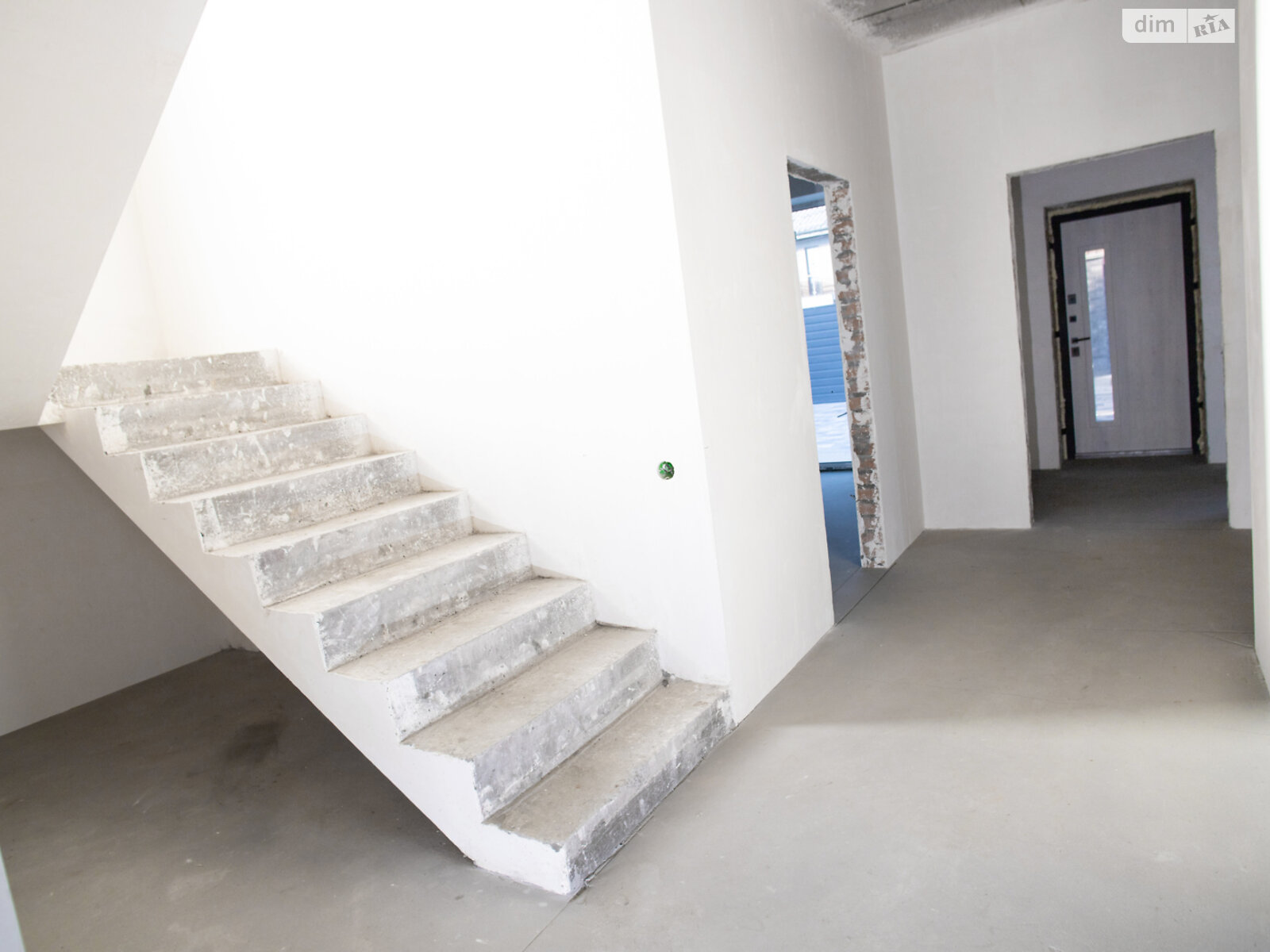 двоповерховий будинок з опаленням, 200 кв. м, цегла. Продаж в Києві, район Жуляни фото 1 двоповерховий будинок з опаленням, 200 кв. м, цегла. Продаж в Києві, район Жуляни фото 1