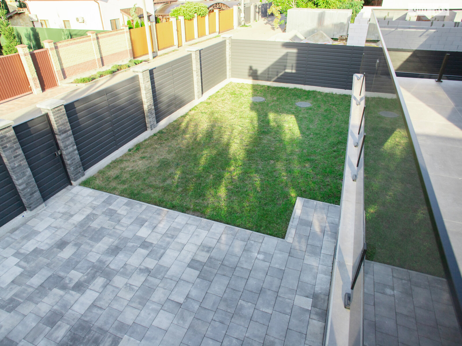 двоповерховий будинок з опаленням, 200 кв. м, цегла. Продаж в Києві, район Жуляни фото 1 двоповерховий будинок з опаленням, 200 кв. м, цегла. Продаж в Києві, район Жуляни фото 1