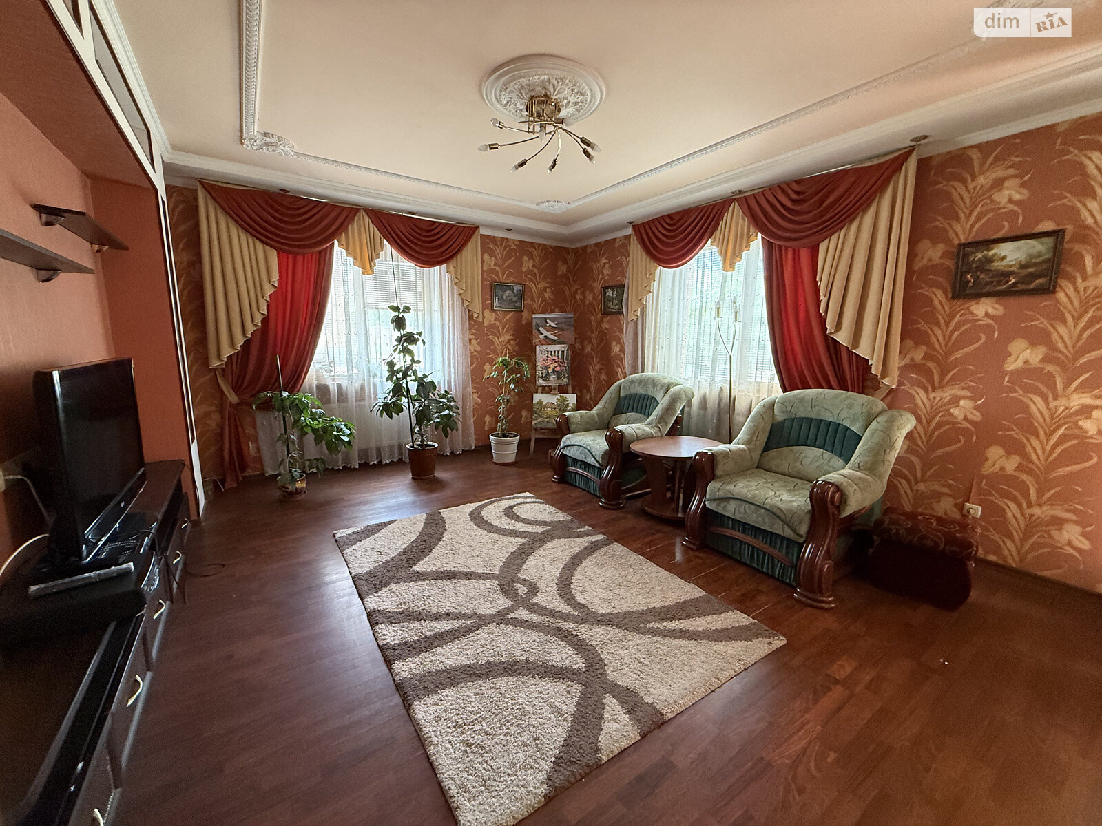 двоповерховий будинок з опаленням, 293.4 кв. м, цегла. Продаж в Києві, район Жуляни фото 1 двоповерховий будинок з опаленням, 293.4 кв. м, цегла. Продаж в Києві, район Жуляни фото 1
