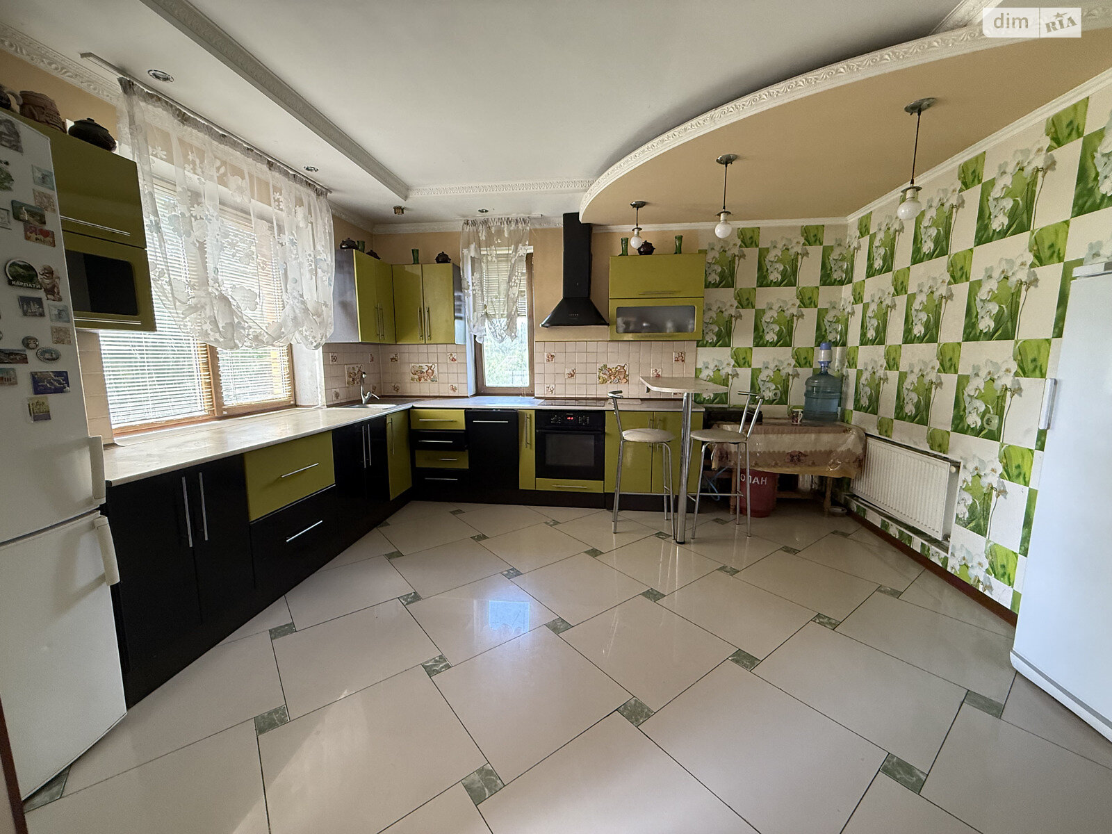 двоповерховий будинок з опаленням, 293.4 кв. м, цегла. Продаж в Києві, район Жуляни фото 1 двоповерховий будинок з опаленням, 293.4 кв. м, цегла. Продаж в Києві, район Жуляни фото 1