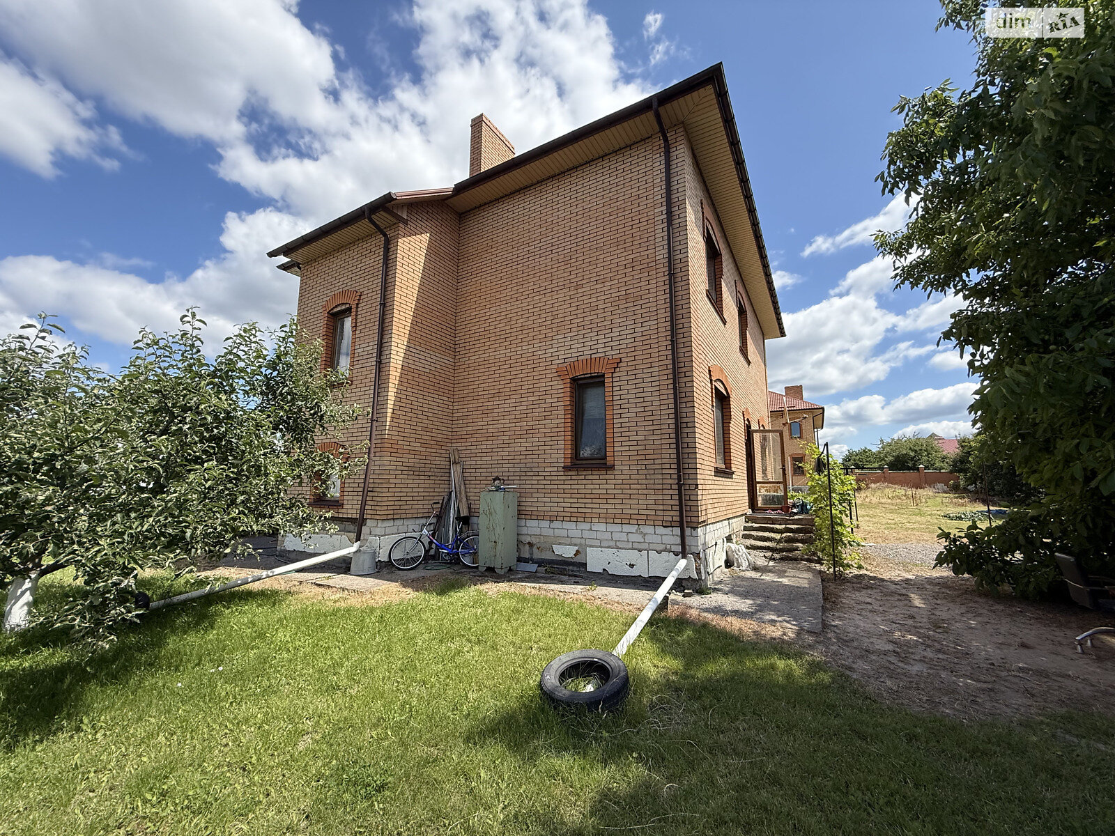 двоповерховий будинок з опаленням, 293.4 кв. м, цегла. Продаж в Києві, район Жуляни фото 1 двоповерховий будинок з опаленням, 293.4 кв. м, цегла. Продаж в Києві, район Жуляни фото 1