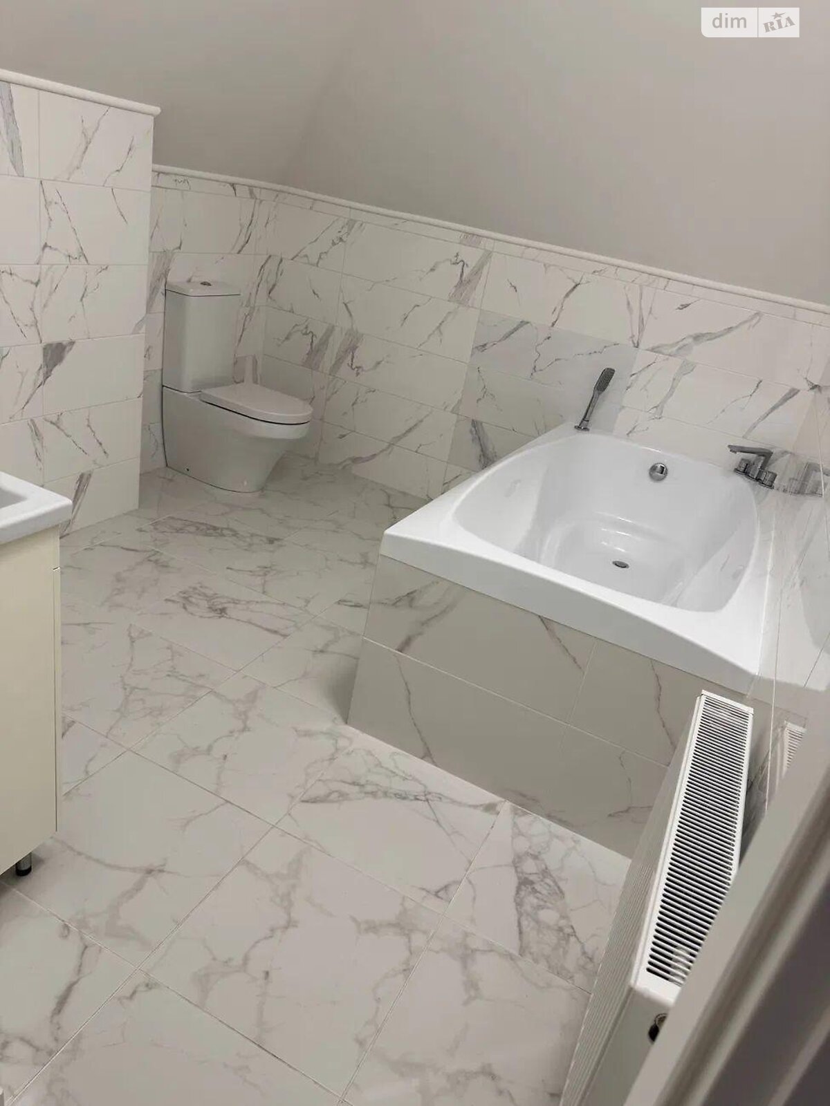 двухэтажный дом, 163.6 кв. м, кирпич. Продажа в Киеве район Жуляны фото 1 двухэтажный дом, 163.6 кв. м, кирпич. Продажа в Киеве район Жуляны фото 1