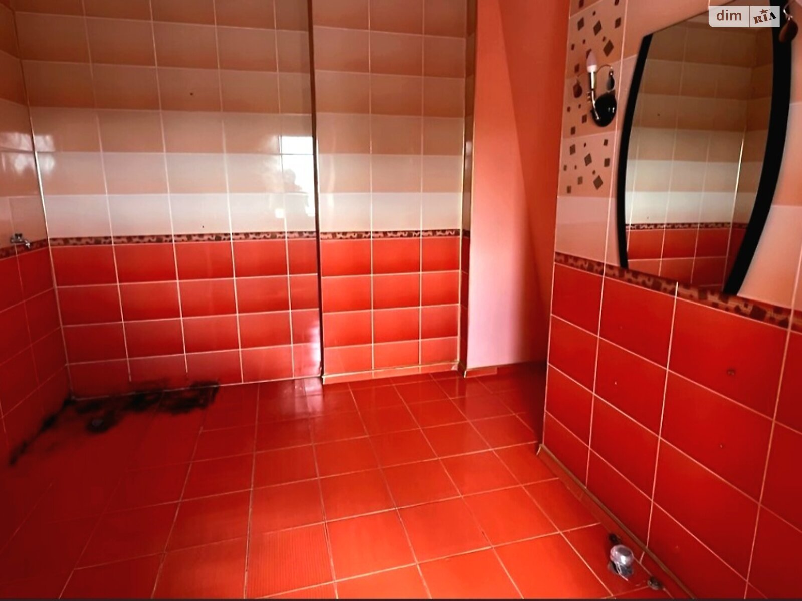 триповерховий будинок з опаленням, 600 кв. м, термоблок. Продаж в Києві, район Жуляни фото 1 триповерховий будинок з опаленням, 600 кв. м, термоблок. Продаж в Києві, район Жуляни фото 1
