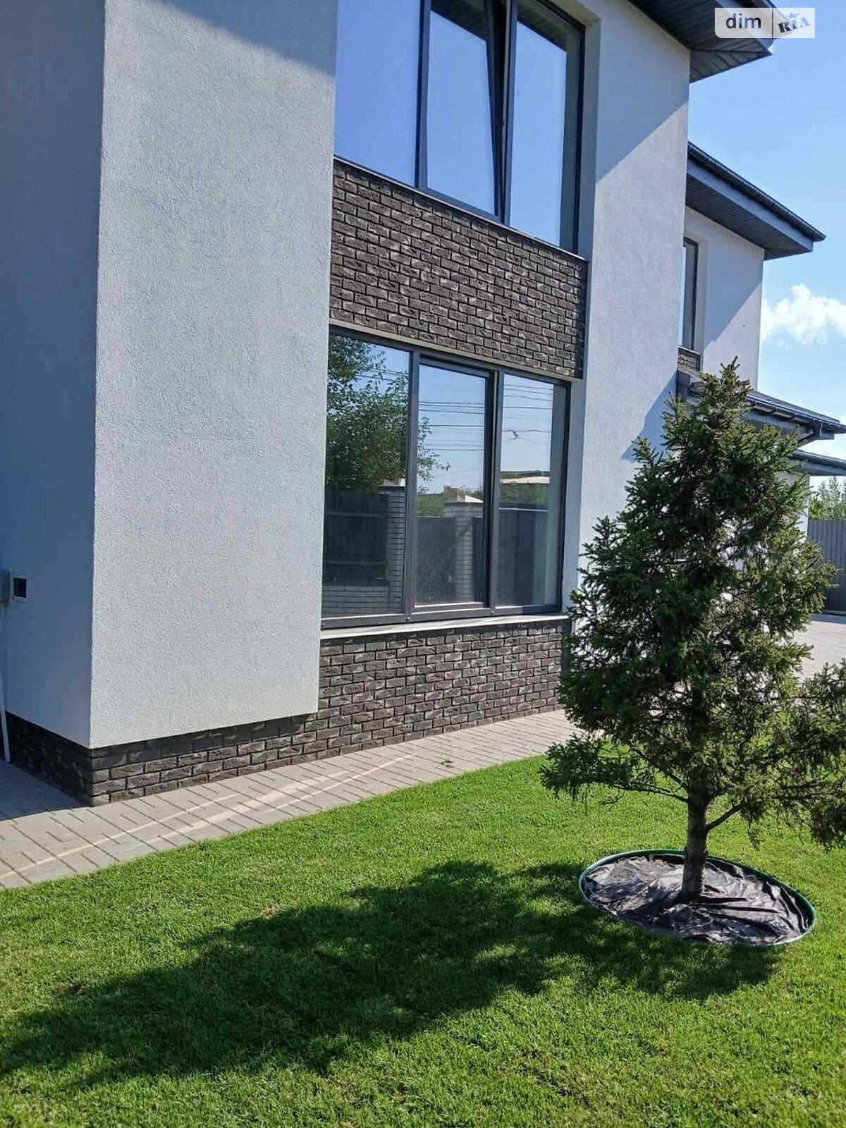 двоповерховий будинок з гаражем, 290 кв. м, цегла. Продаж в Києві, район Жуляни фото 1 двоповерховий будинок з гаражем, 290 кв. м, цегла. Продаж в Києві, район Жуляни фото 1
