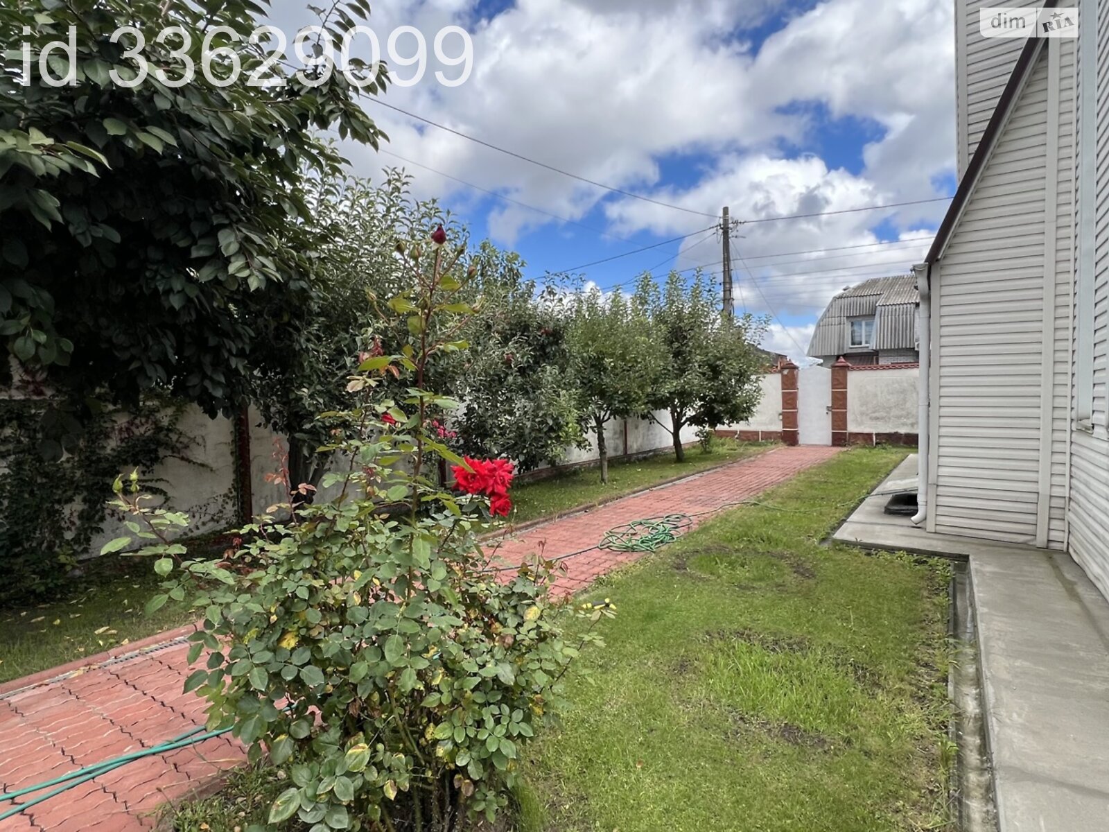 двухэтажный дом с гаражом, 486.8 кв. м, кирпич. Продажа в Киеве район Караваевы Дачи фото 1 двухэтажный дом с гаражом, 486.8 кв. м, кирпич. Продажа в Киеве район Караваевы Дачи фото 1