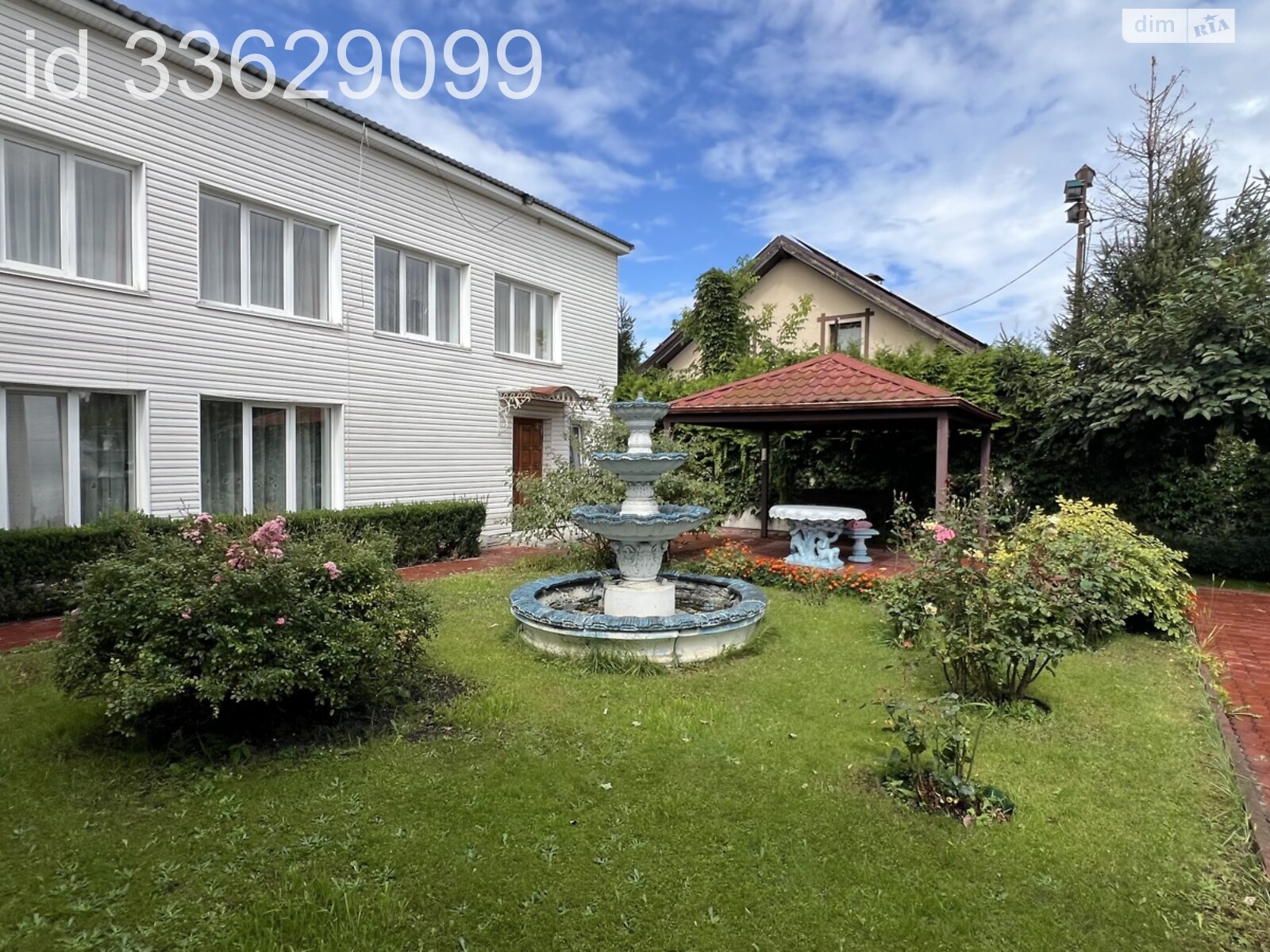 двухэтажный дом с гаражом, 486.8 кв. м, кирпич. Продажа в Киеве район Караваевы Дачи фото 1 двухэтажный дом с гаражом, 486.8 кв. м, кирпич. Продажа в Киеве район Караваевы Дачи фото 1