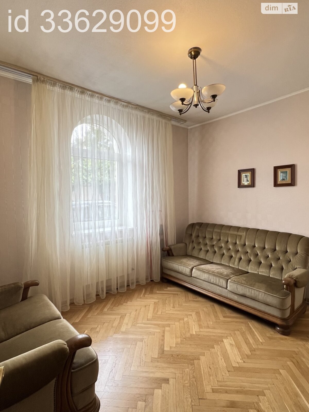 двухэтажный дом с гаражом, 486.8 кв. м, кирпич. Продажа в Киеве район Караваевы Дачи фото 1 двухэтажный дом с гаражом, 486.8 кв. м, кирпич. Продажа в Киеве район Караваевы Дачи фото 1