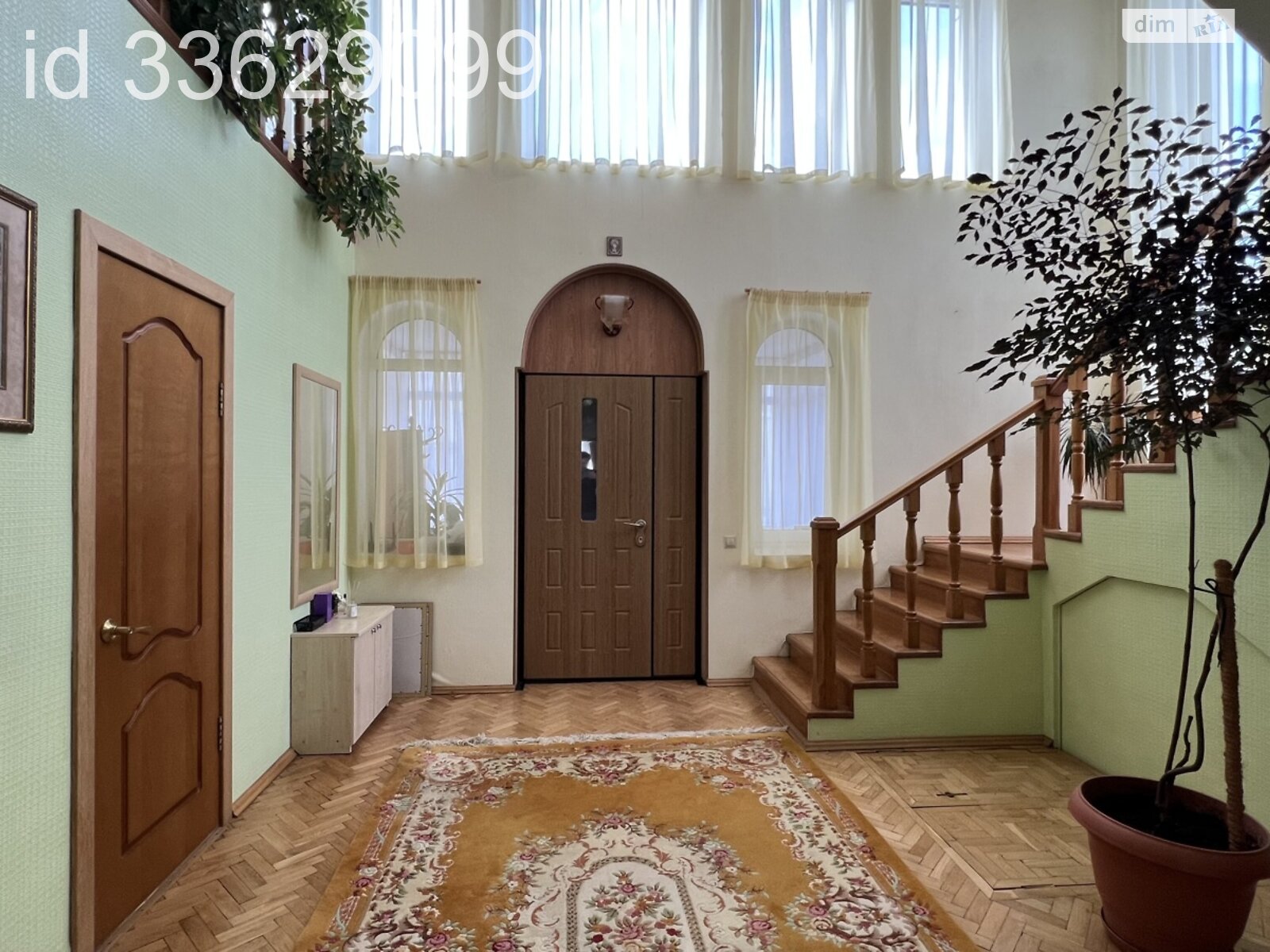 двухэтажный дом с гаражом, 486.8 кв. м, кирпич. Продажа в Киеве район Караваевы Дачи фото 1 двухэтажный дом с гаражом, 486.8 кв. м, кирпич. Продажа в Киеве район Караваевы Дачи фото 1