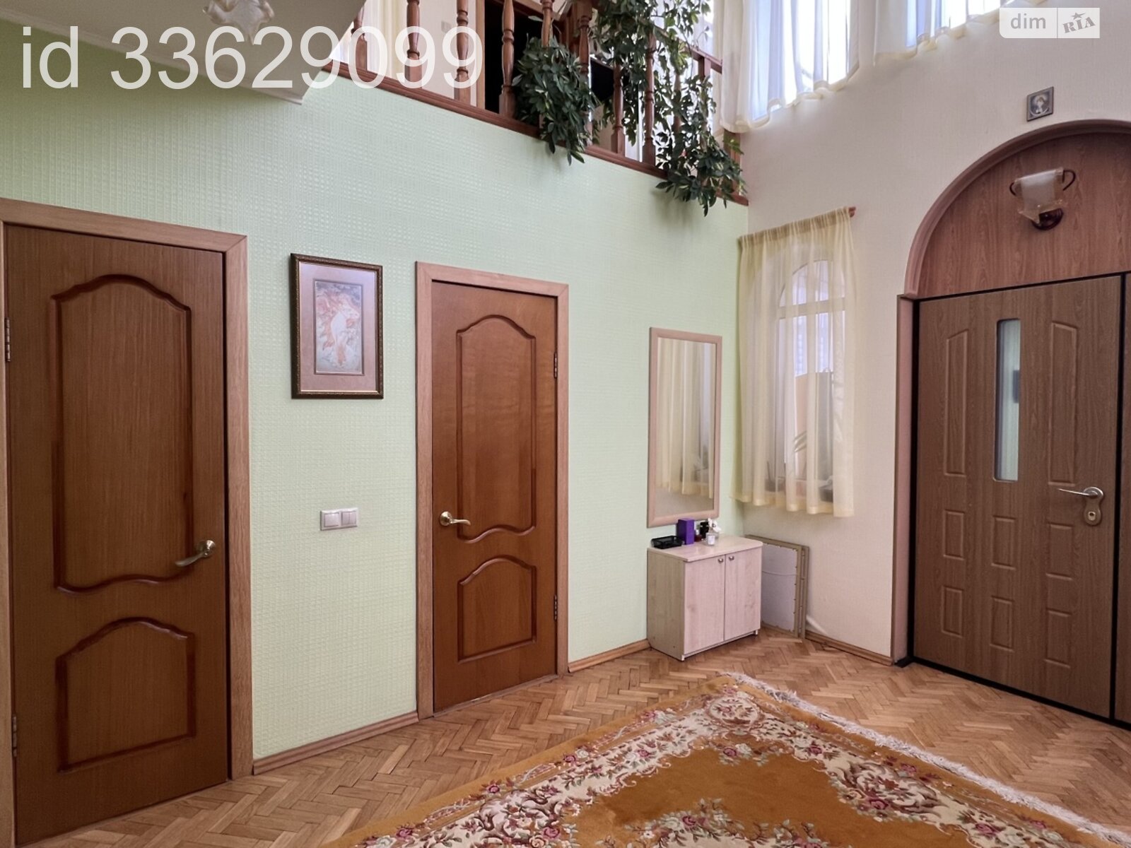 двухэтажный дом с гаражом, 486.8 кв. м, кирпич. Продажа в Киеве район Караваевы Дачи фото 1 двухэтажный дом с гаражом, 486.8 кв. м, кирпич. Продажа в Киеве район Караваевы Дачи фото 1