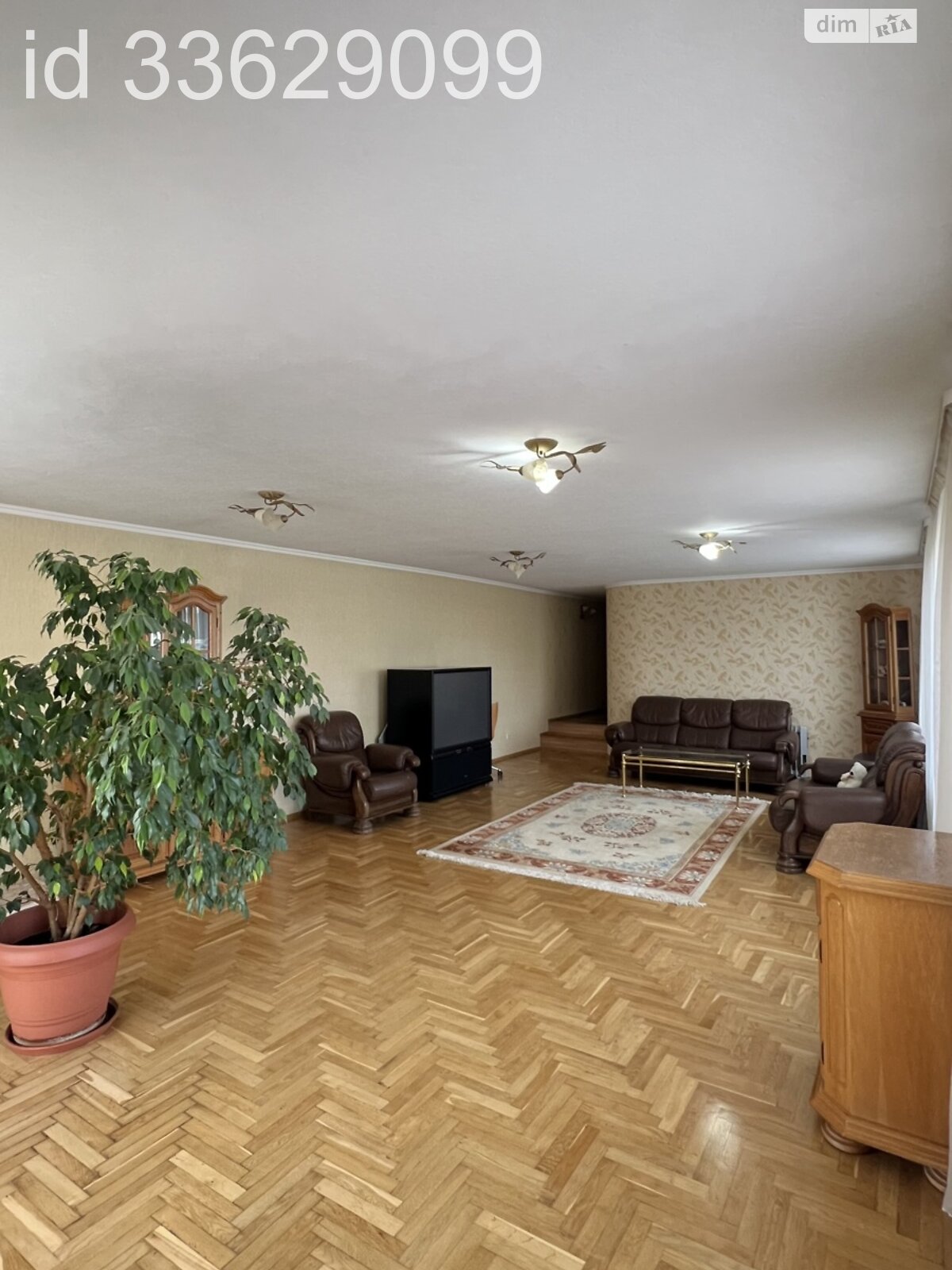 двухэтажный дом с гаражом, 486.8 кв. м, кирпич. Продажа в Киеве район Караваевы Дачи фото 1 двухэтажный дом с гаражом, 486.8 кв. м, кирпич. Продажа в Киеве район Караваевы Дачи фото 1