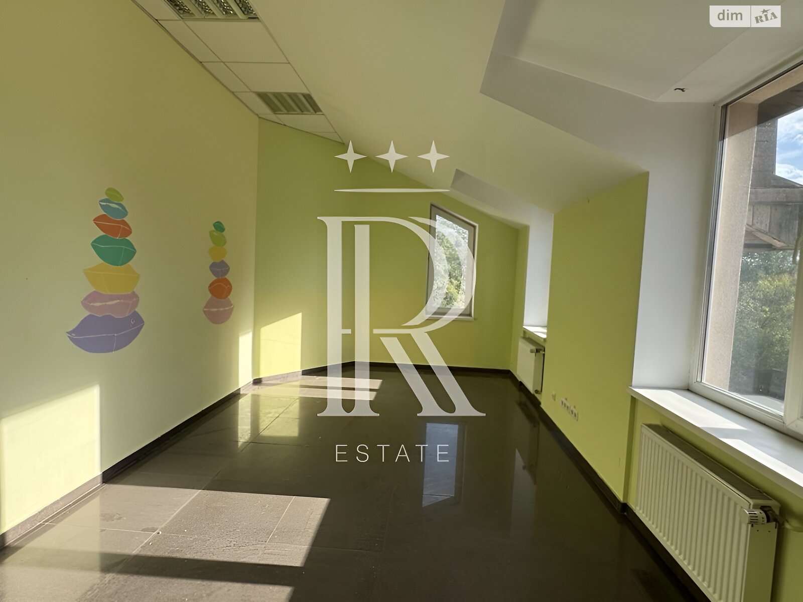 триповерховий будинок з верандою, 928.4 кв. м, цегла. Продаж в Києві, район Караваєві Дачі фото 1 триповерховий будинок з верандою, 928.4 кв. м, цегла. Продаж в Києві, район Караваєві Дачі фото 1