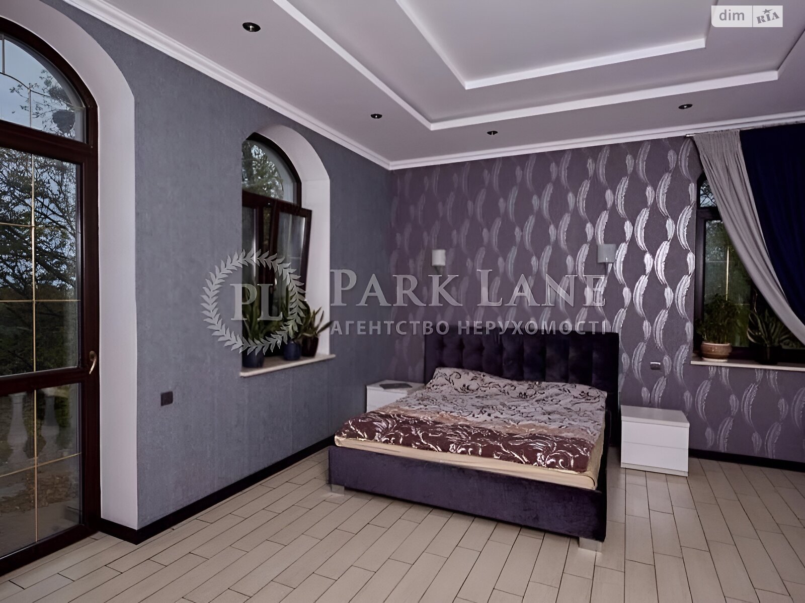 триповерховий будинок з гаражем, 850 кв. м, цегла. Продаж у Києві фото 1 триповерховий будинок з гаражем, 850 кв. м, цегла. Продаж у Києві фото 1