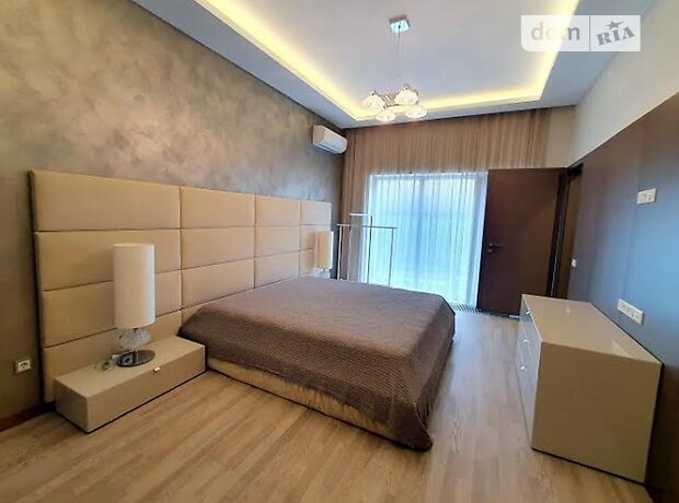 одноэтажный дом с камином, 320 кв. м, кирпич. Продажа в Киеве район Конча-Заспа фото 1 одноэтажный дом с камином, 320 кв. м, кирпич. Продажа в Киеве район Конча-Заспа фото 1