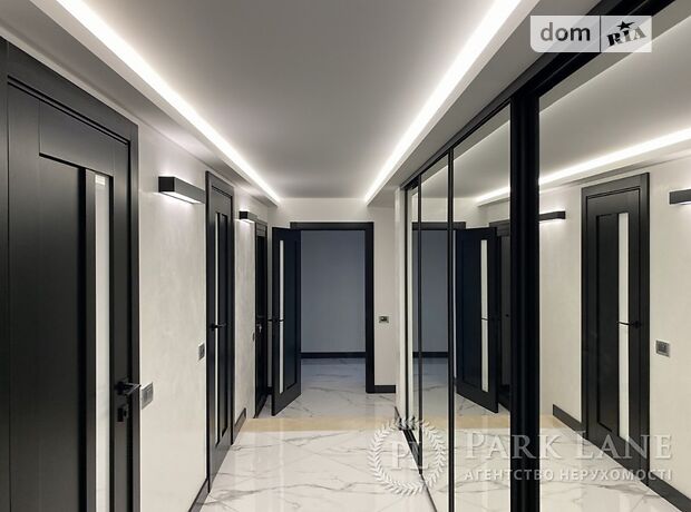 двоповерховий будинок з каміном, 450 кв. м, цегла. Продаж в Києві, район Конча-Заспа фото 1 двоповерховий будинок з каміном, 450 кв. м, цегла. Продаж в Києві, район Конча-Заспа фото 1